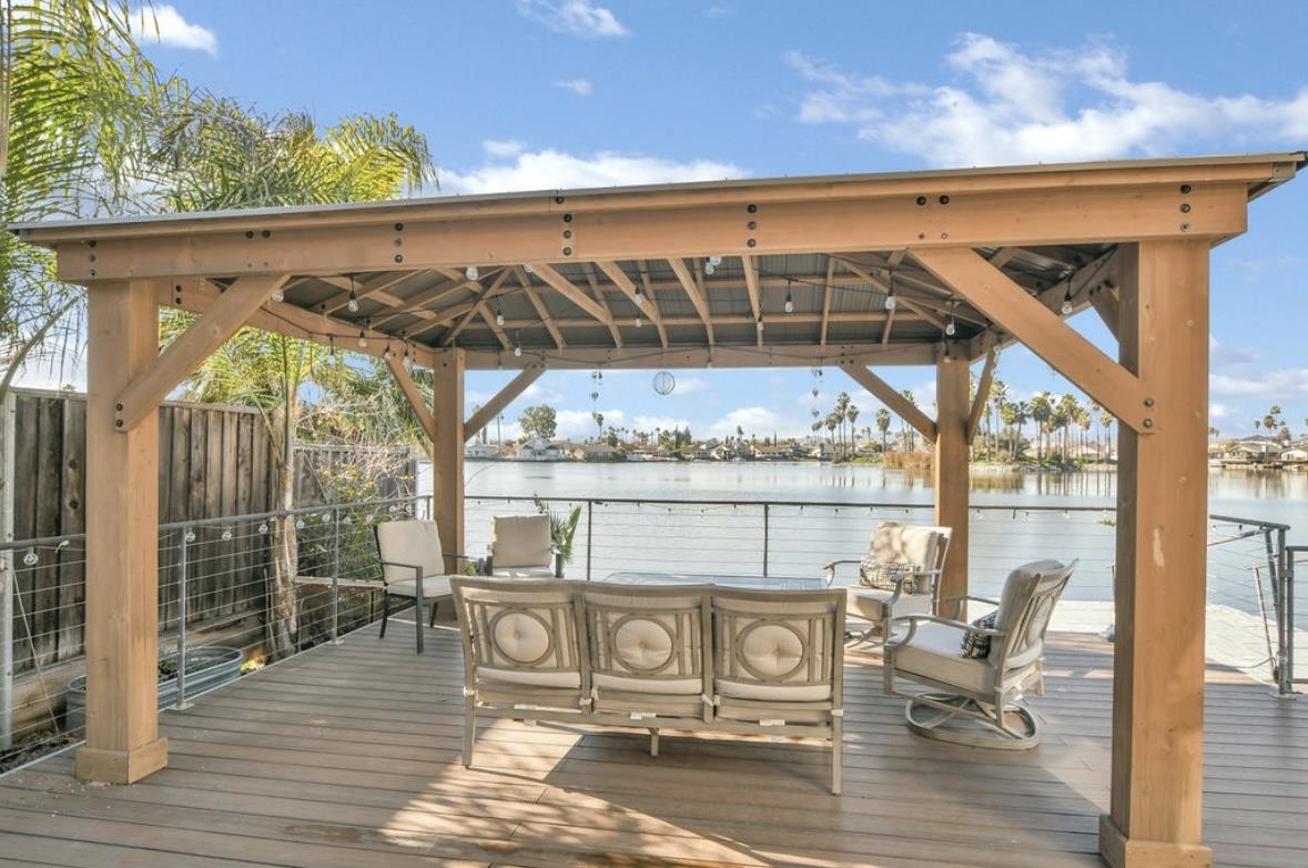 Detail Gallery Image 3 of 35 For 730 Beaver Ln, Discovery Bay,  CA 94505 - 4 Beds | 3 Baths