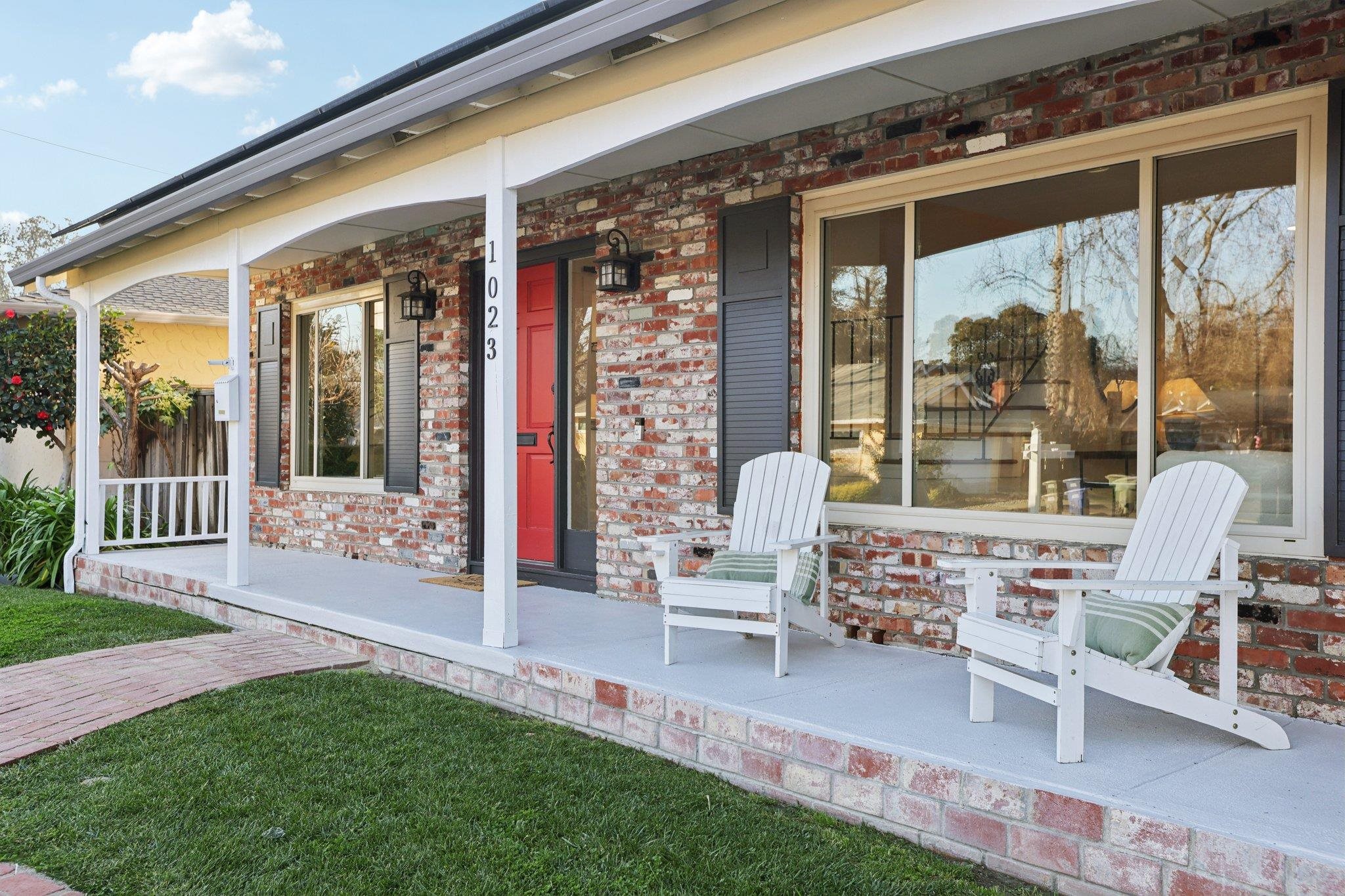 Detail Gallery Image 2 of 40 For 1023 Bermuda Drive, Concord,  CA 94518 - 4 Beds | 2 Baths