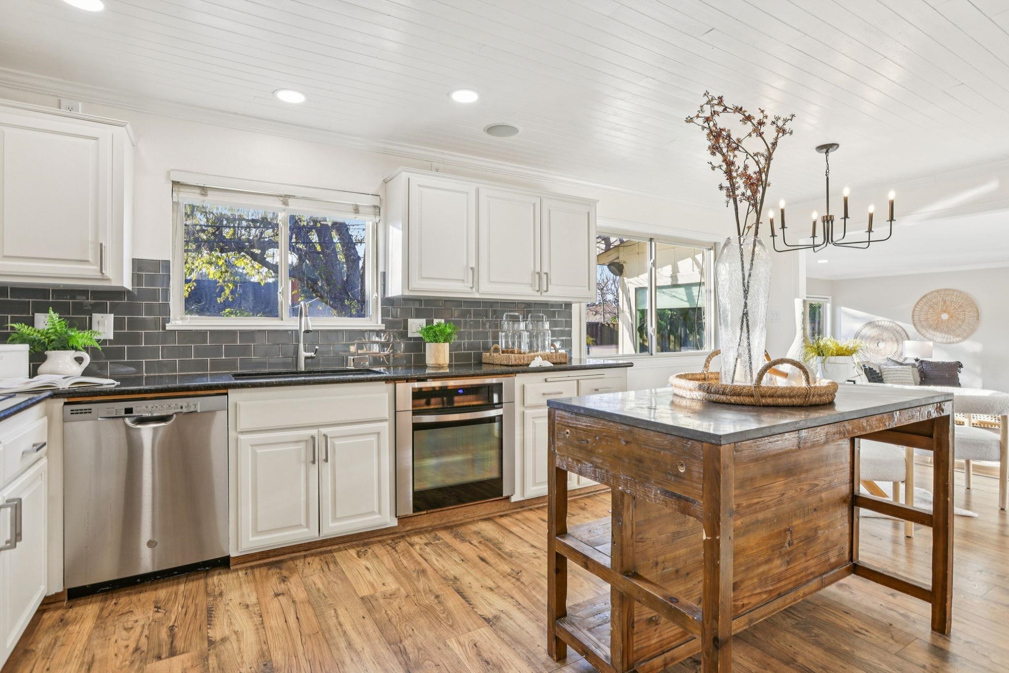 Detail Gallery Image 15 of 40 For 1023 Bermuda Drive, Concord,  CA 94518 - 4 Beds | 2 Baths