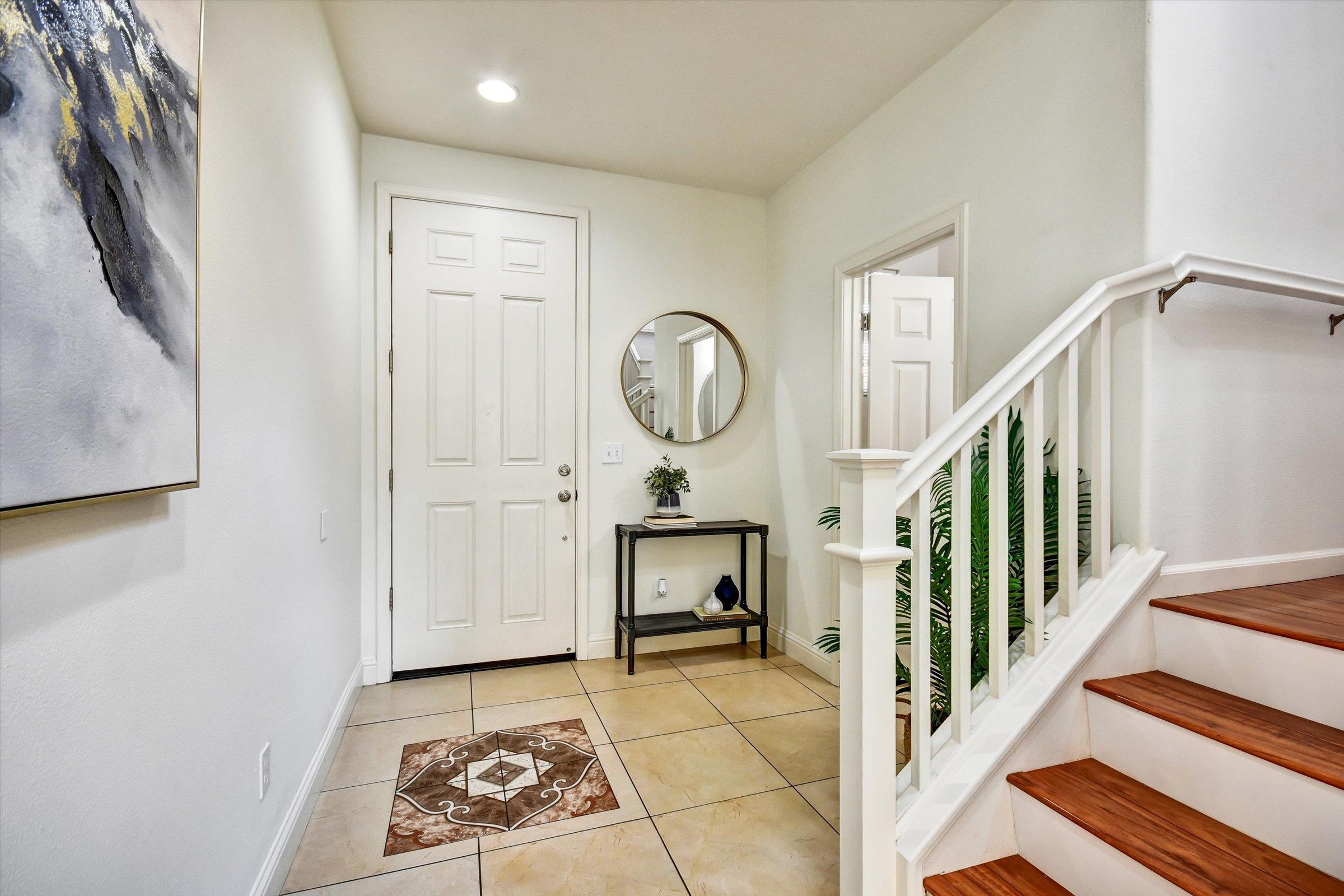 Detail Gallery Image 15 of 32 For 6111 Hyde Park Dr, Gilroy,  CA 95020 - 4 Beds | 2/1 Baths