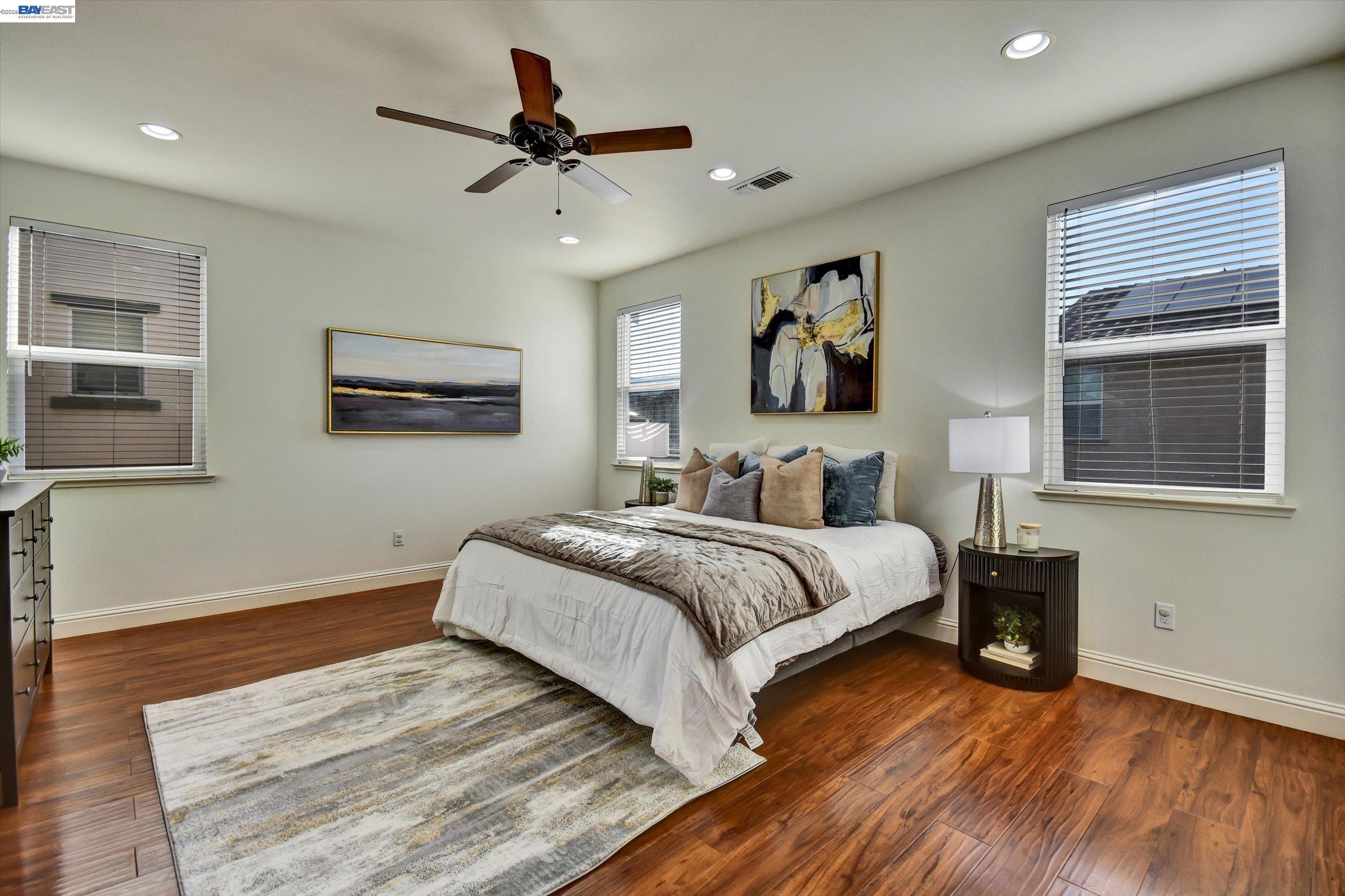 Detail Gallery Image 18 of 32 For 6111 Hyde Park Dr, Gilroy,  CA 95020 - 4 Beds | 2/1 Baths