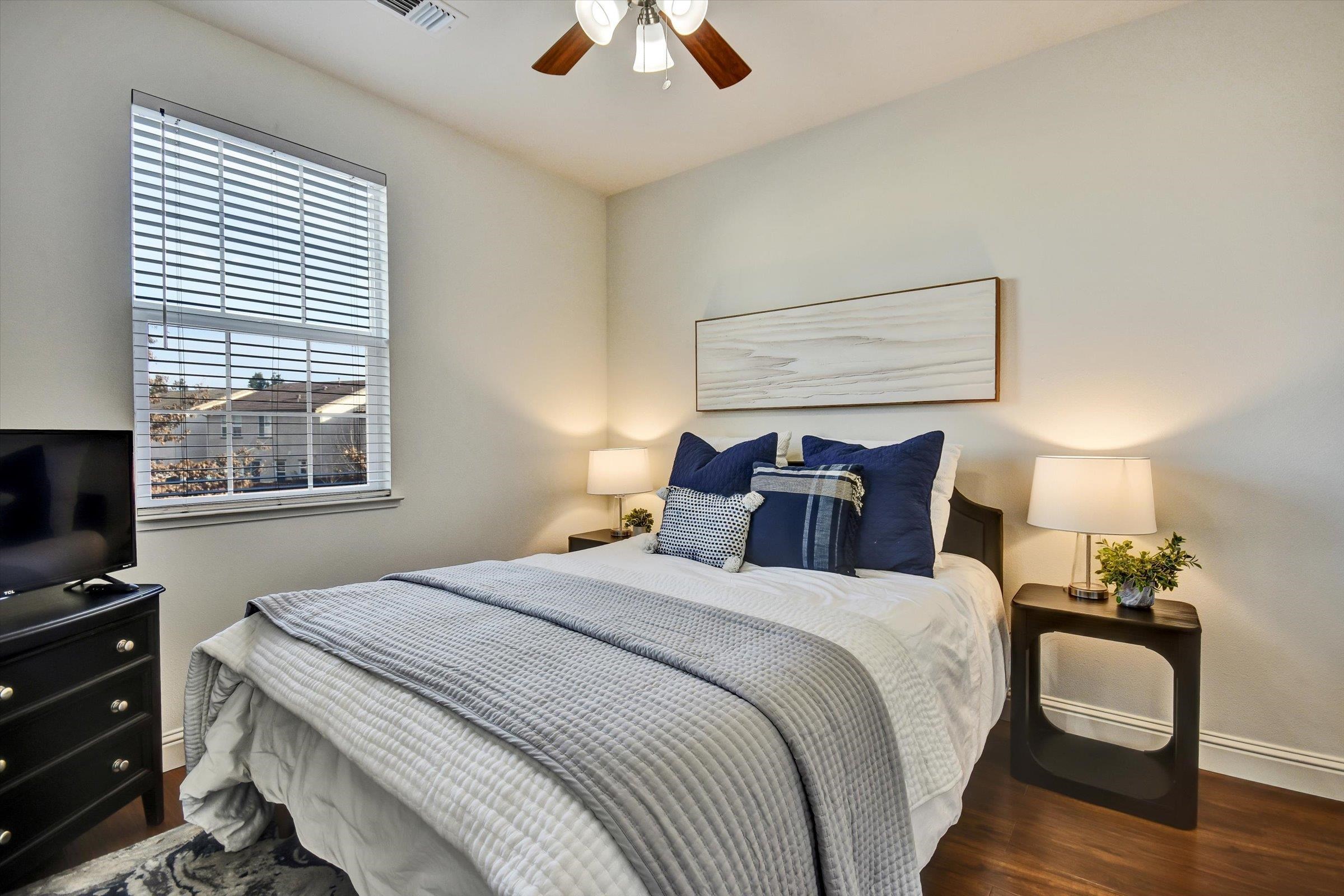 Detail Gallery Image 25 of 32 For 6111 Hyde Park Dr, Gilroy,  CA 95020 - 4 Beds | 2/1 Baths