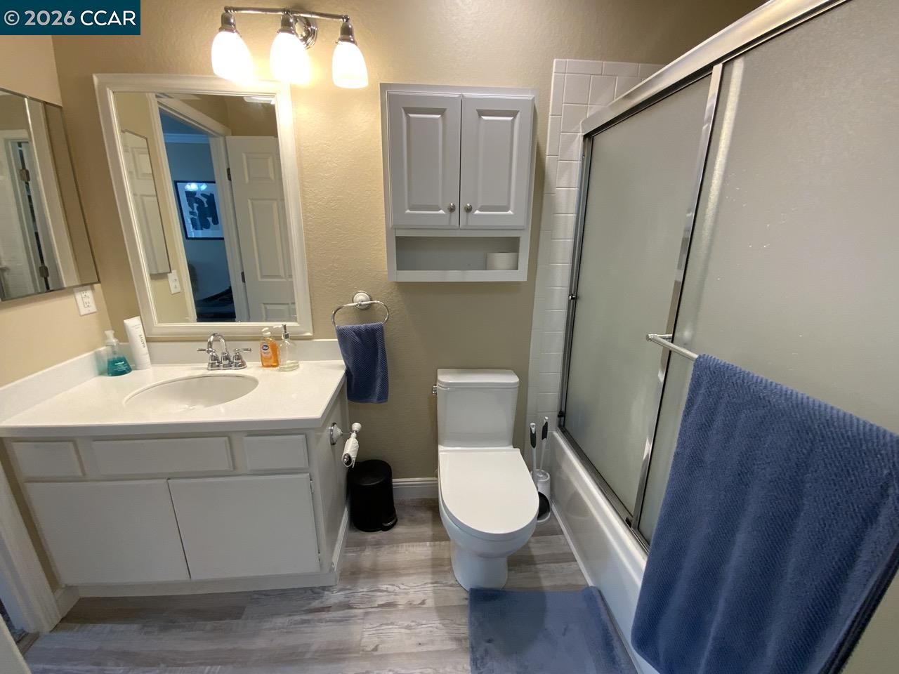 Photo #15: 41123207 Listing: Photo #15