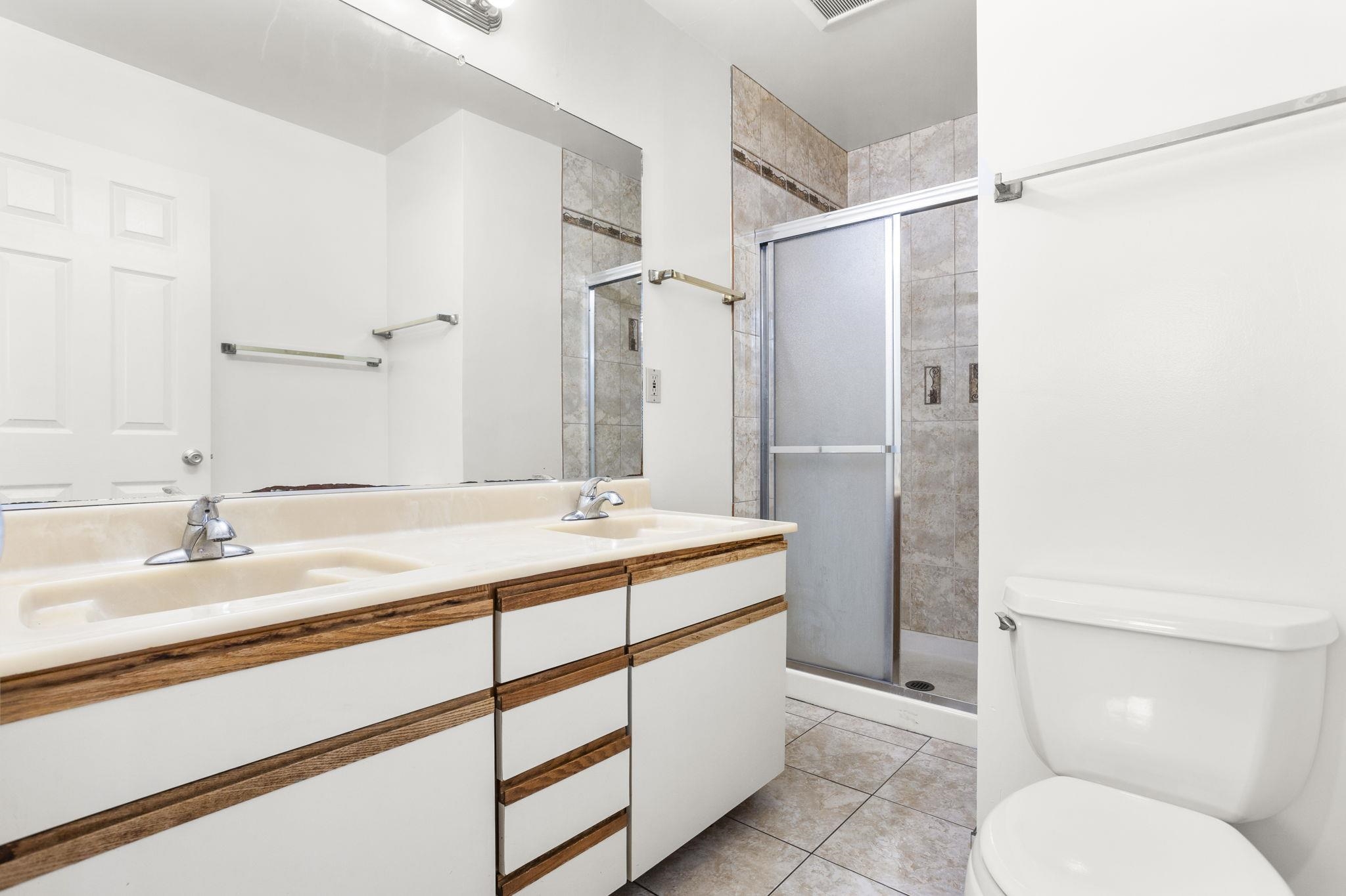 Detail Gallery Image 15 of 17 For 1418 15th, Oakland,  CA 94606 - – Beds | – Baths