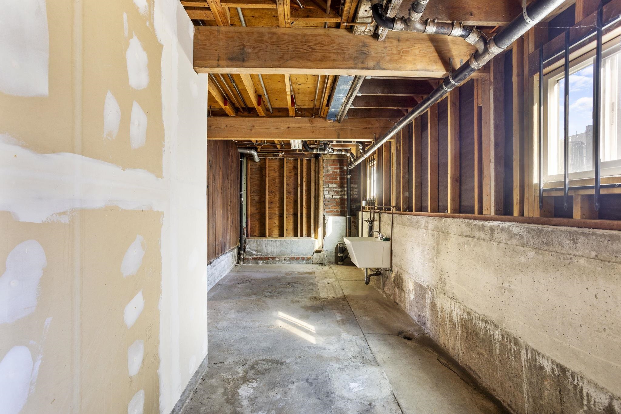 Detail Gallery Image 16 of 17 For 1418 15th, Oakland,  CA 94606 - – Beds | – Baths