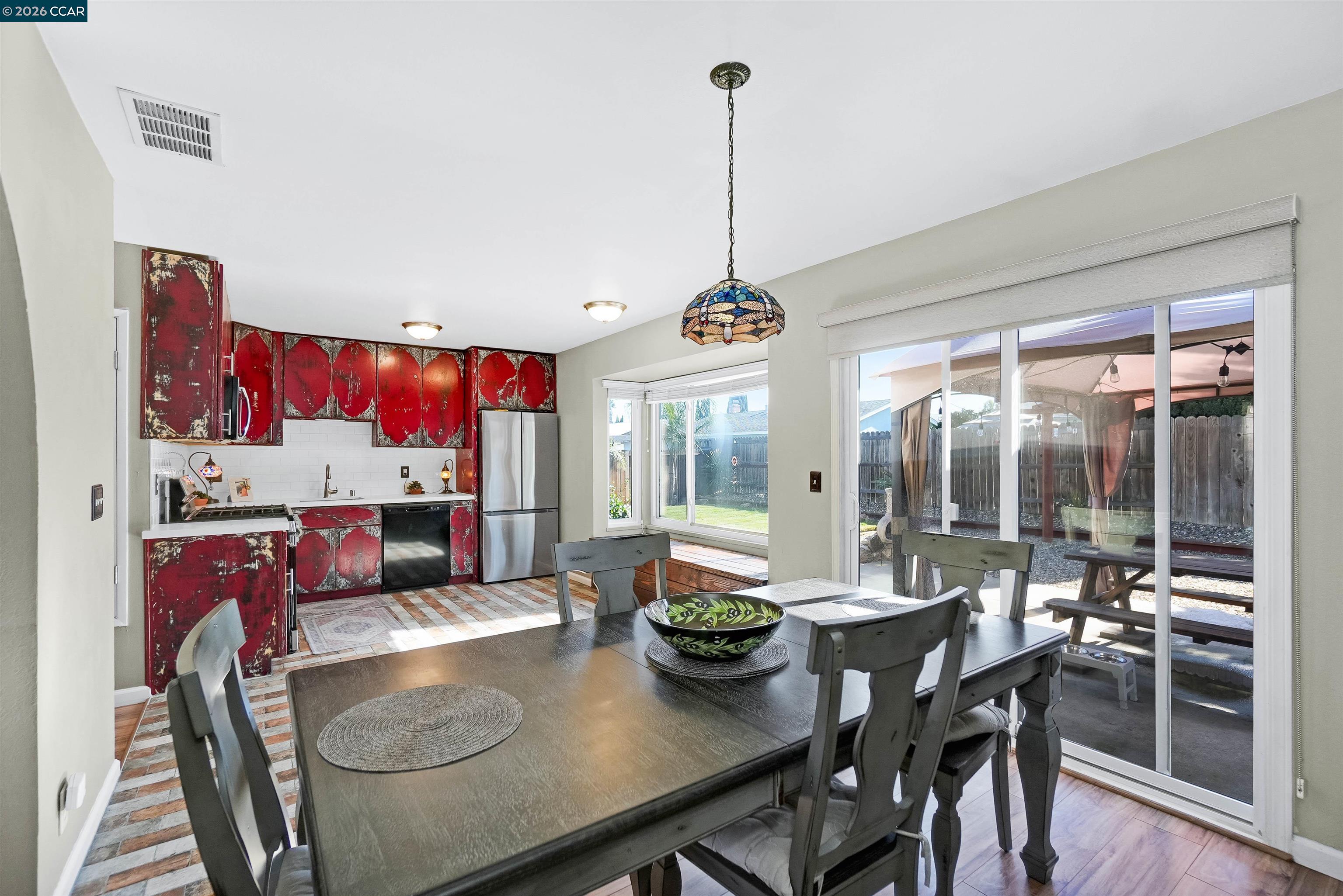 Detail Gallery Image 18 of 50 For 1425 W Cypress Rd, Oakley,  CA 94561 - 3 Beds | 2 Baths