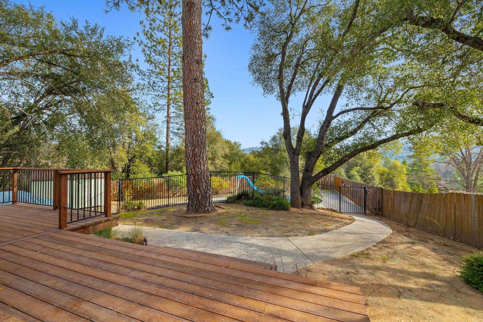 Detail Gallery Image 40 of 50 For 16177 Acorn, Sonora,  CA 95370-9670 - 4 Beds | 2/1 Baths