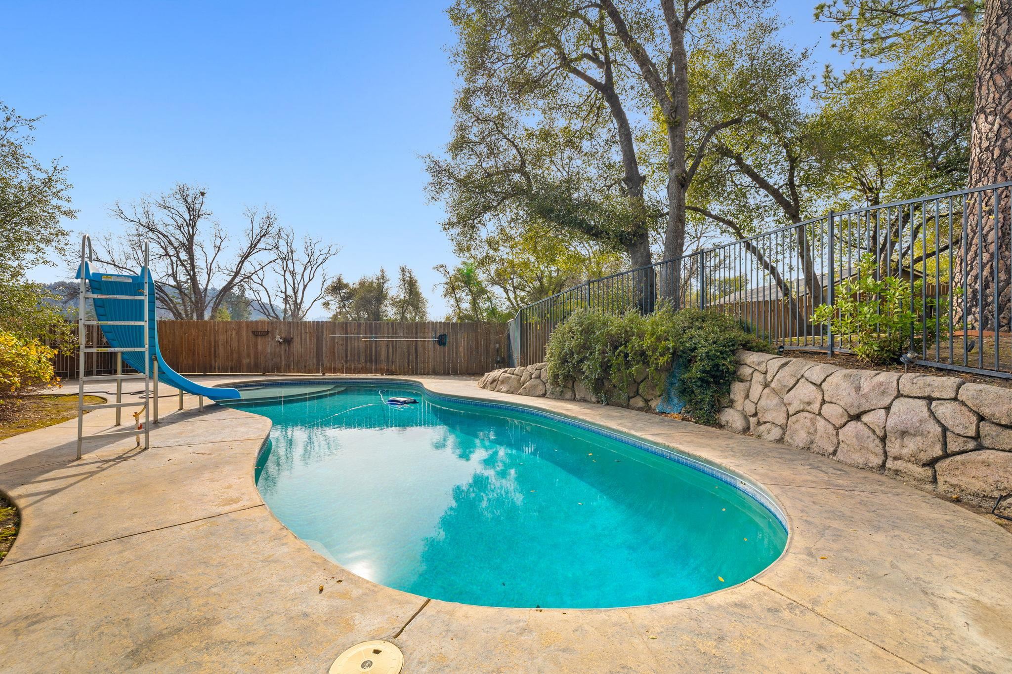 Detail Gallery Image 41 of 50 For 16177 Acorn, Sonora,  CA 95370-9670 - 4 Beds | 2/1 Baths