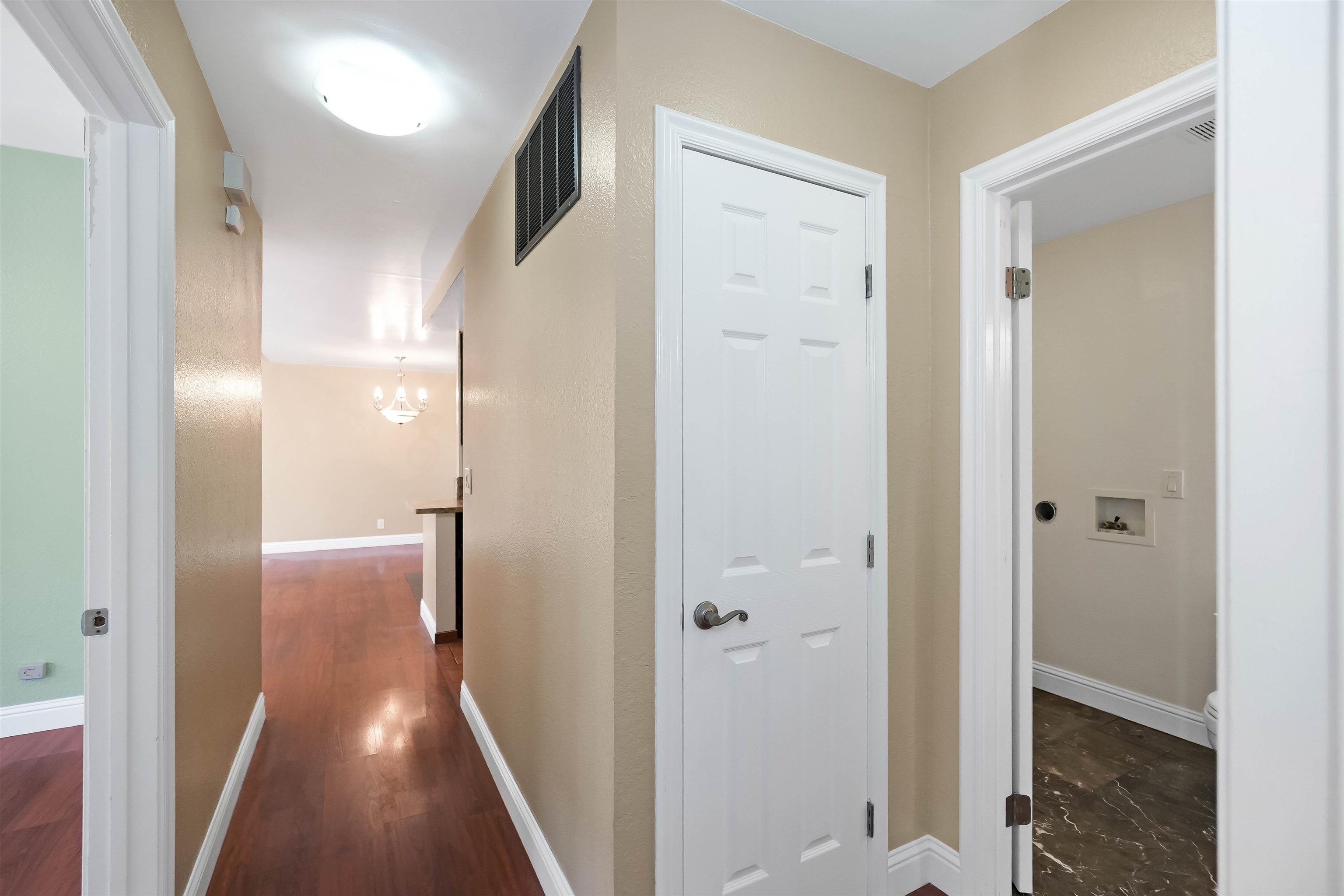 Photo #13: 41123216 Listing: Photo #13