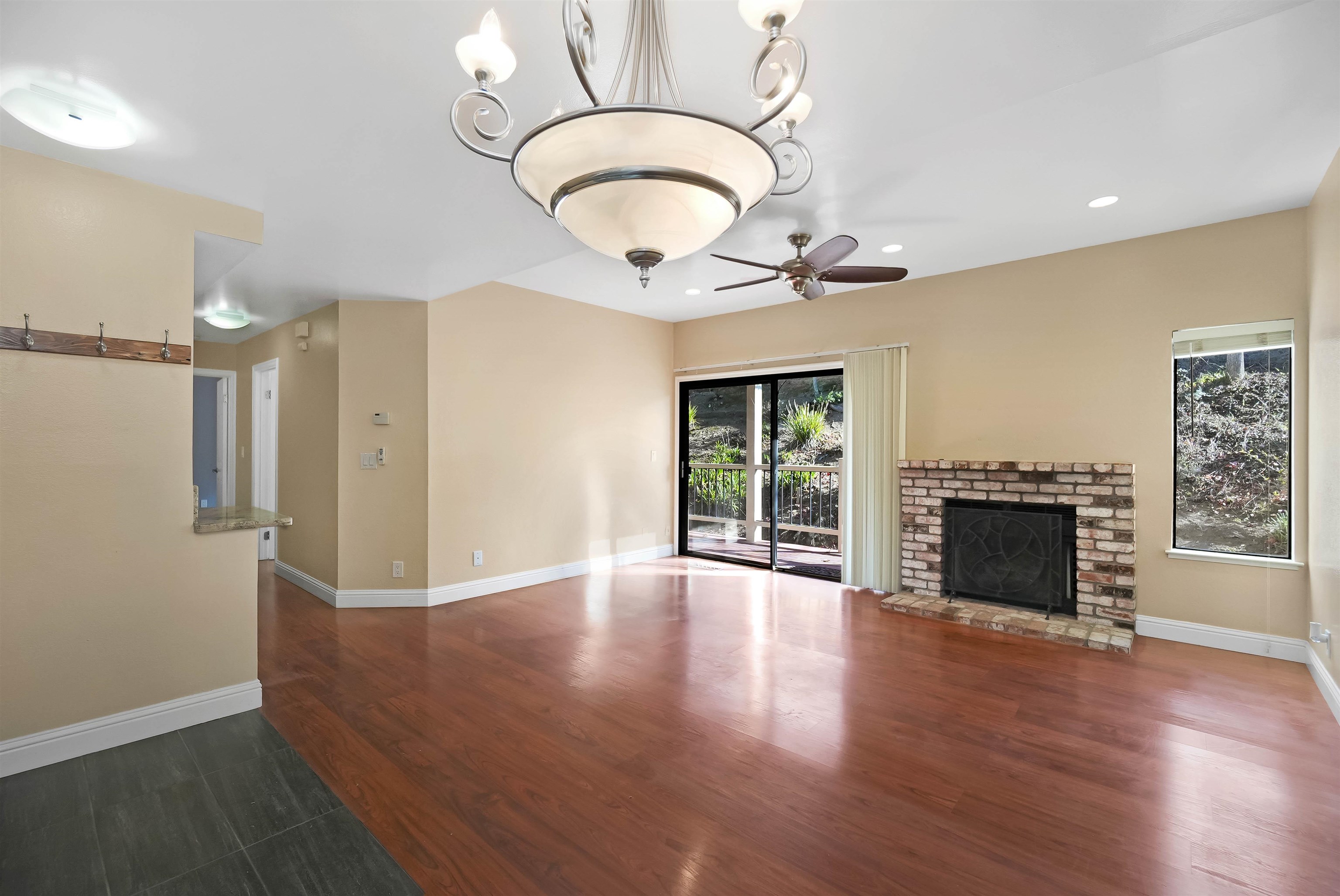 Photo #7: 41123216 Listing: Photo #7