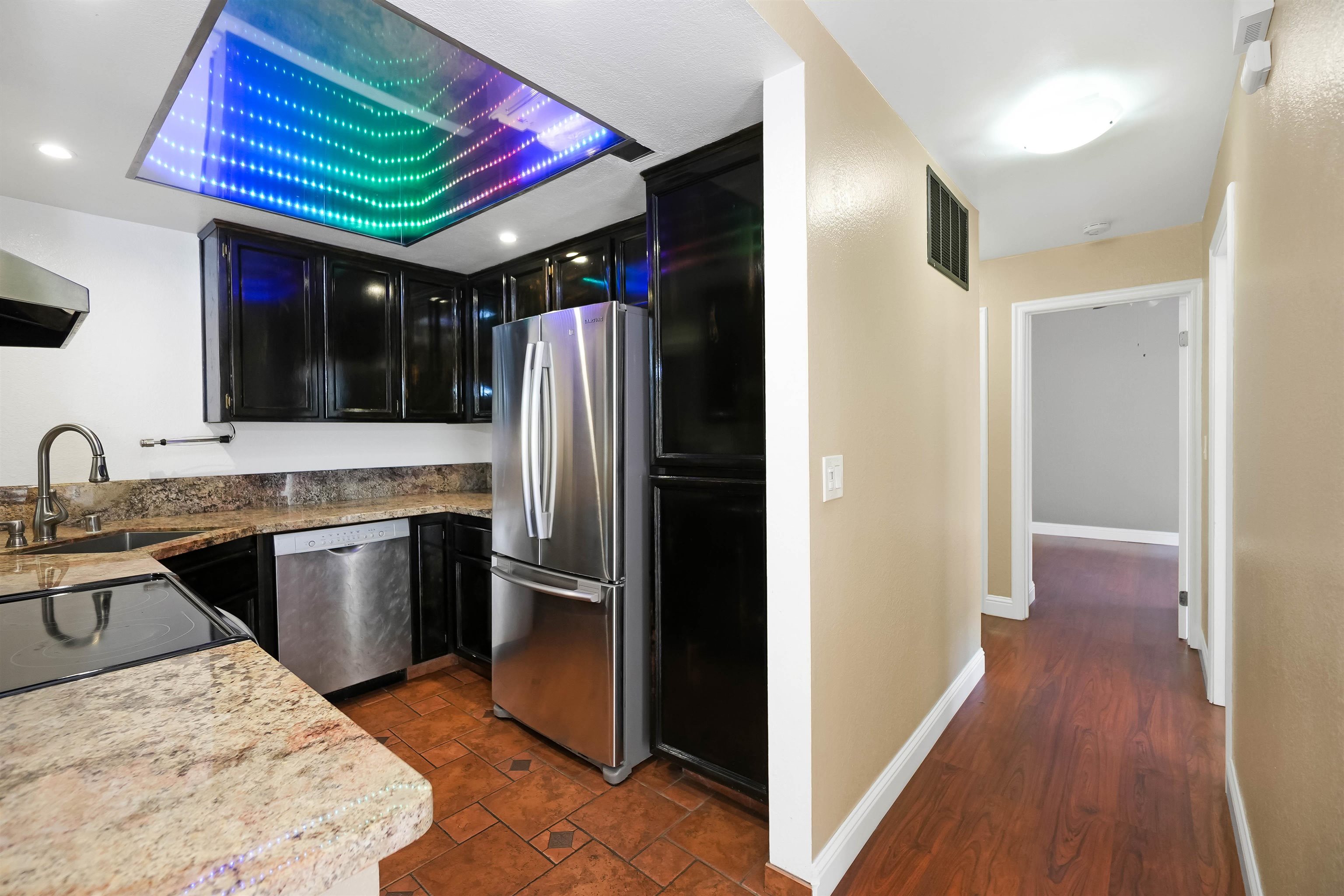 Photo #10: 41123216 Listing: Photo #10