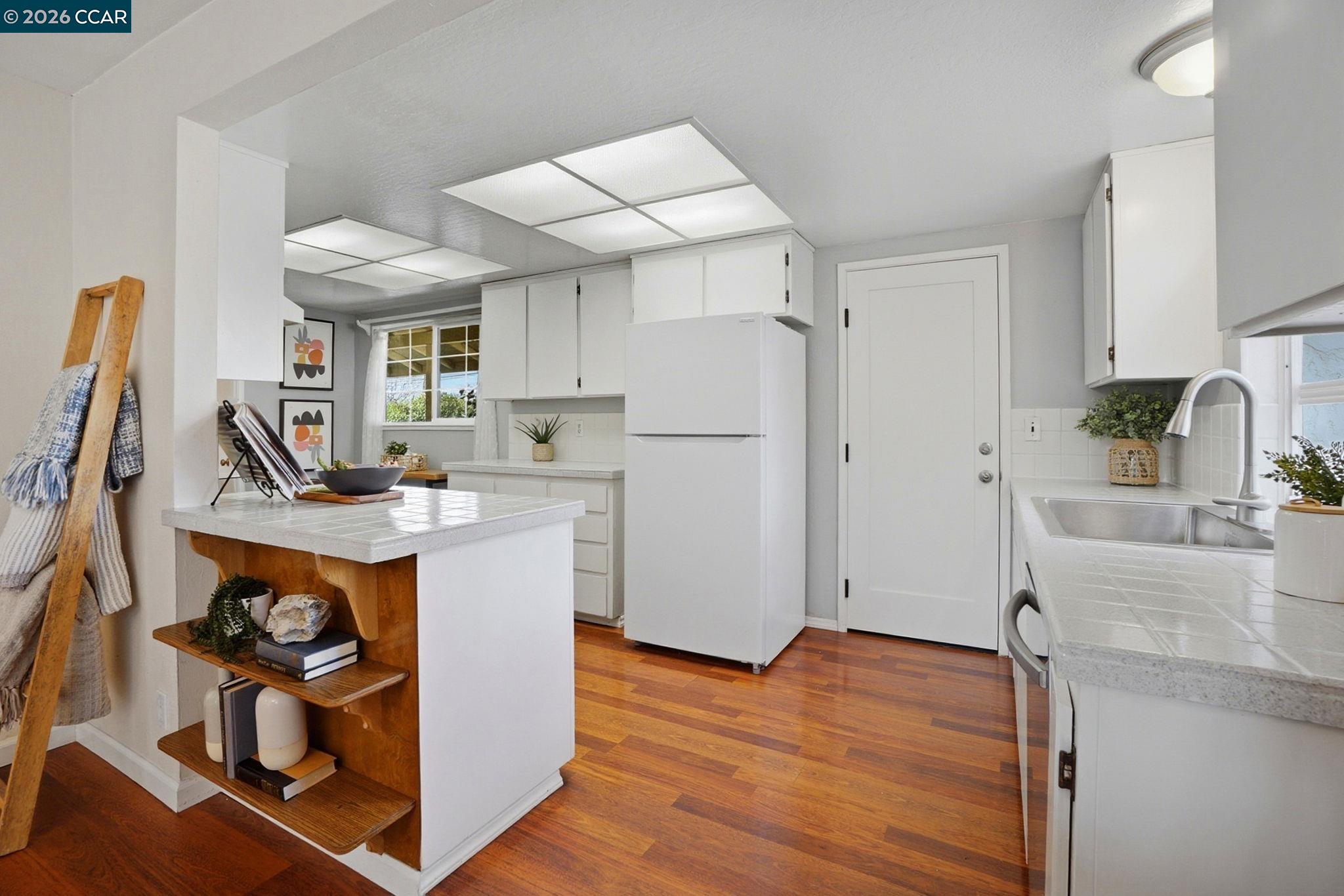 Detail Gallery Image 17 of 41 For 3617 Sanford St, Concord,  CA 94520 - 3 Beds | 2 Baths