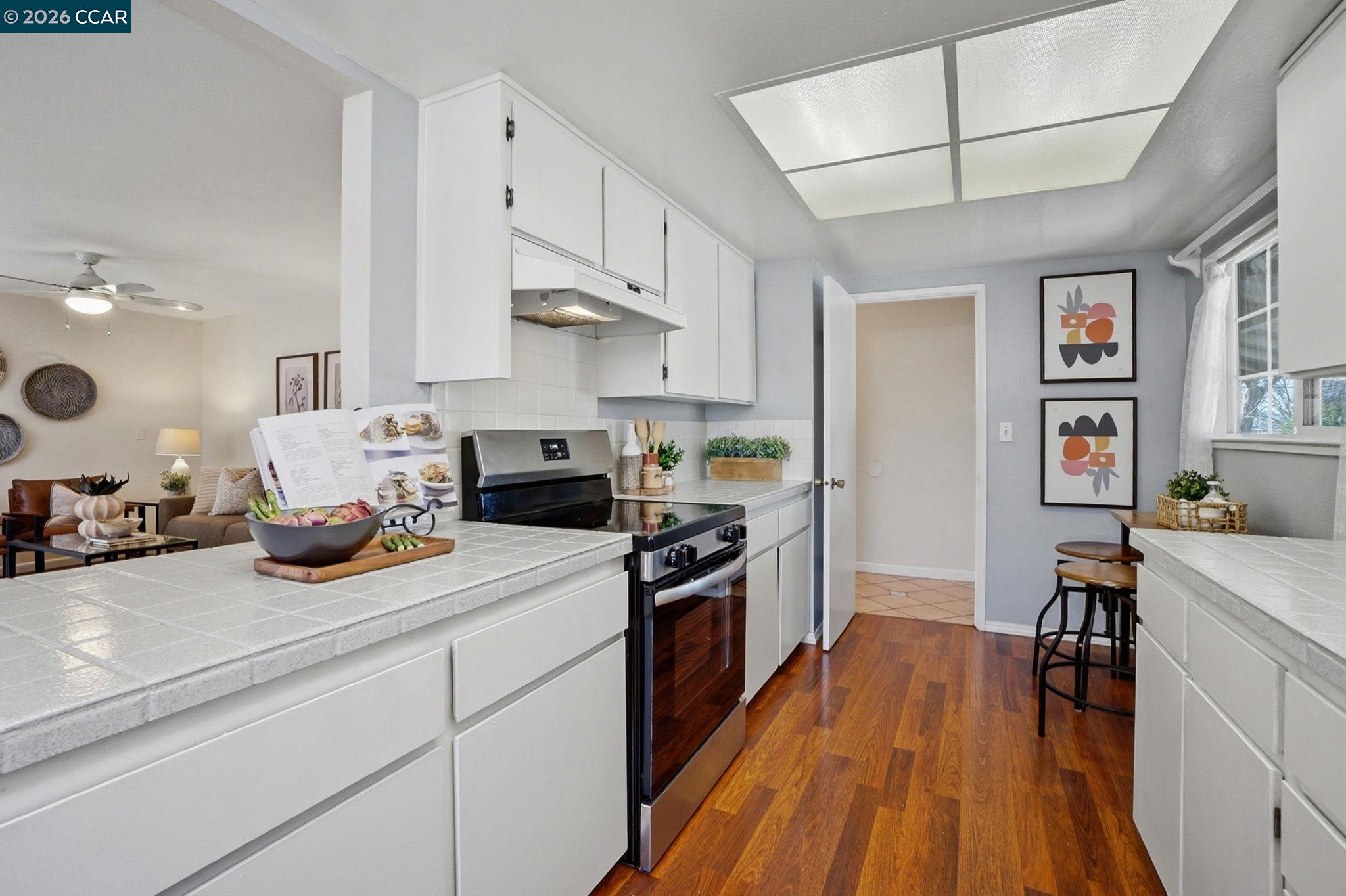 Detail Gallery Image 18 of 41 For 3617 Sanford St, Concord,  CA 94520 - 3 Beds | 2 Baths