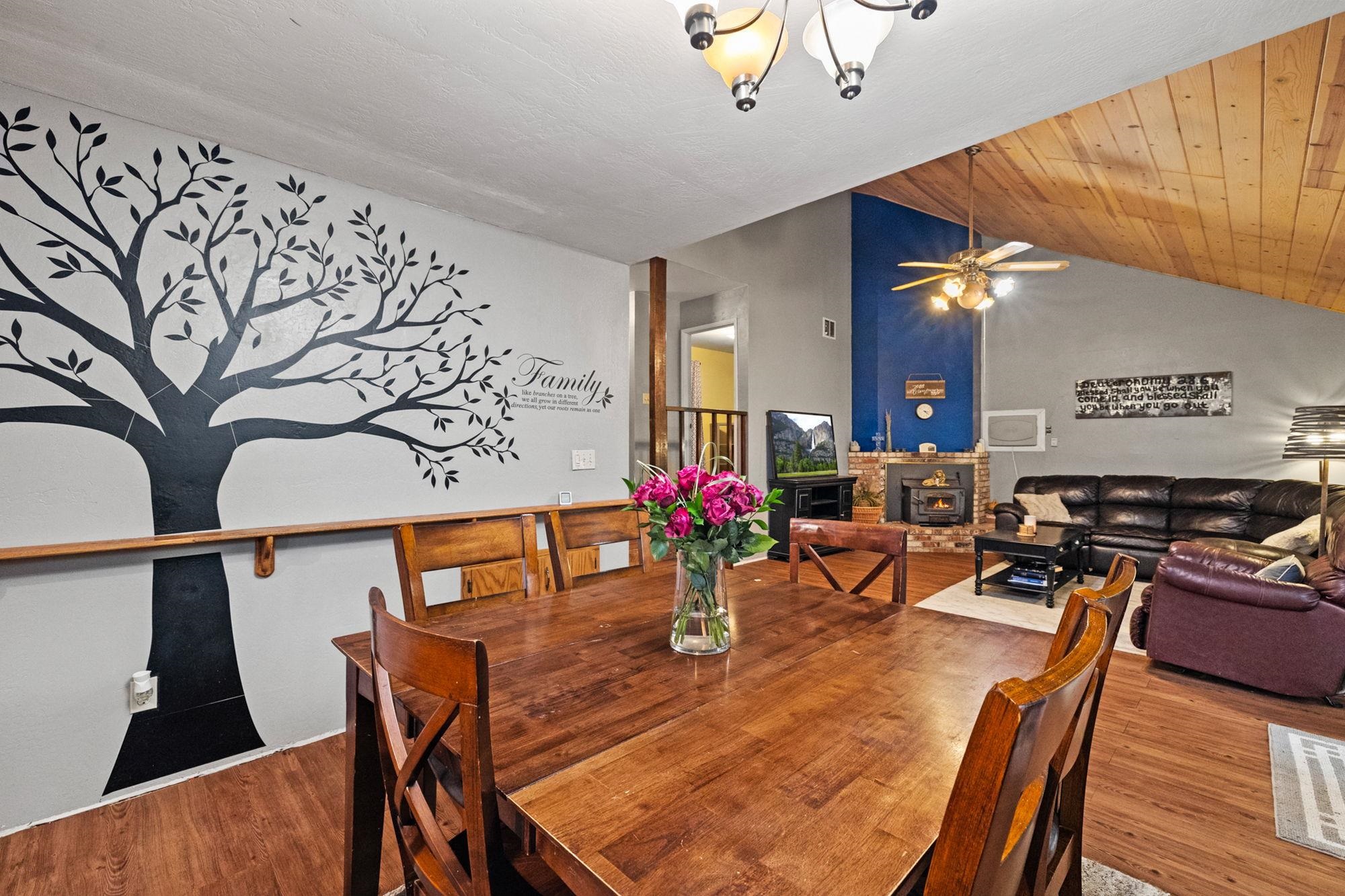 Detail Gallery Image 3 of 23 For 17851 Robin Rd, Twain Harte,  CA 95383 - 4 Beds | 3 Baths