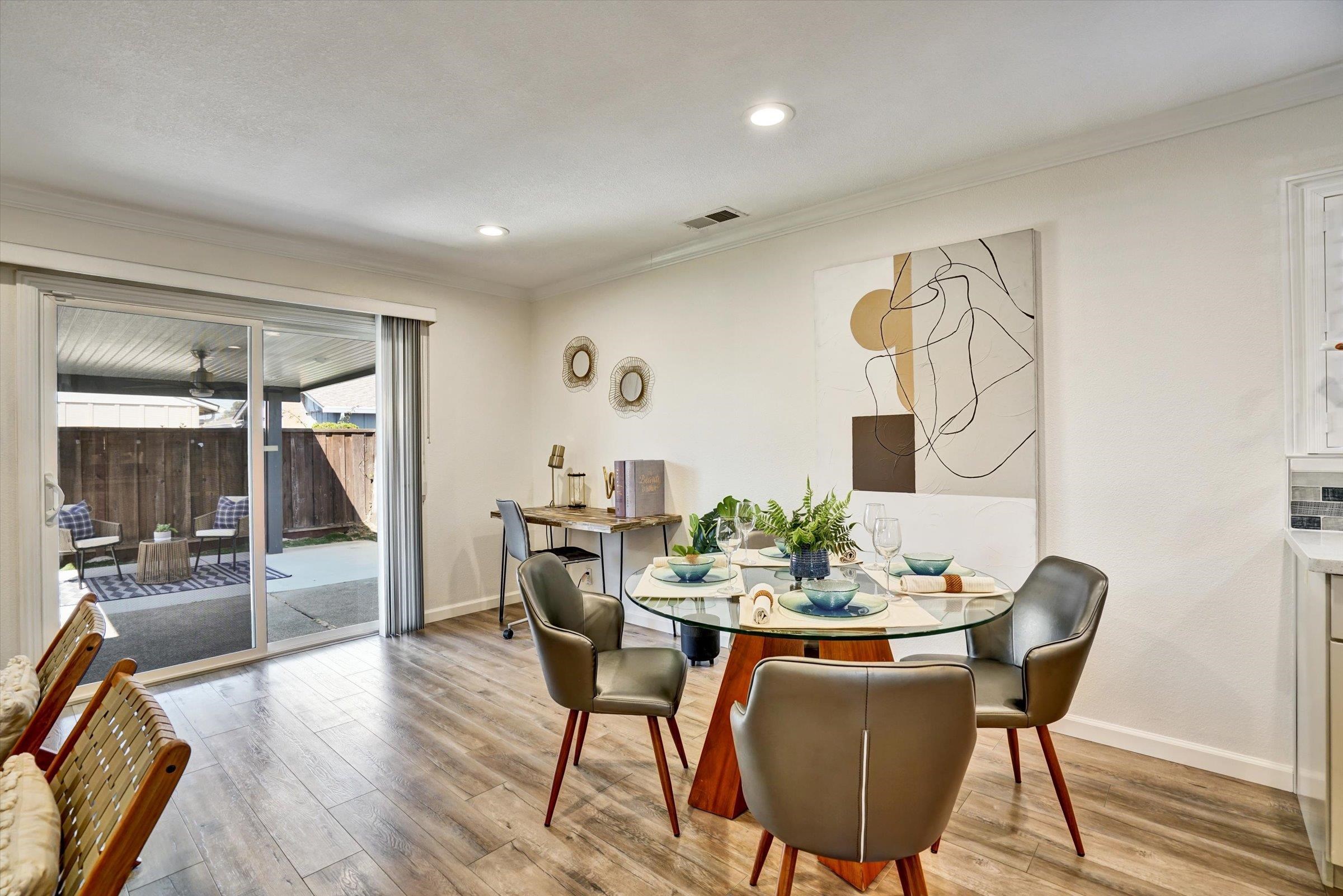 Detail Gallery Image 12 of 41 For 13921 Tahiti Rd, San Leandro,  CA 94577 - 3 Beds | 2 Baths