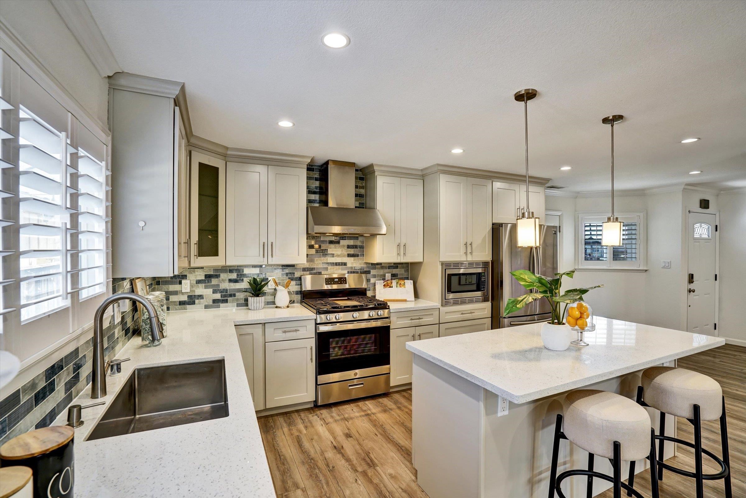 Detail Gallery Image 15 of 41 For 13921 Tahiti Rd, San Leandro,  CA 94577 - 3 Beds | 2 Baths