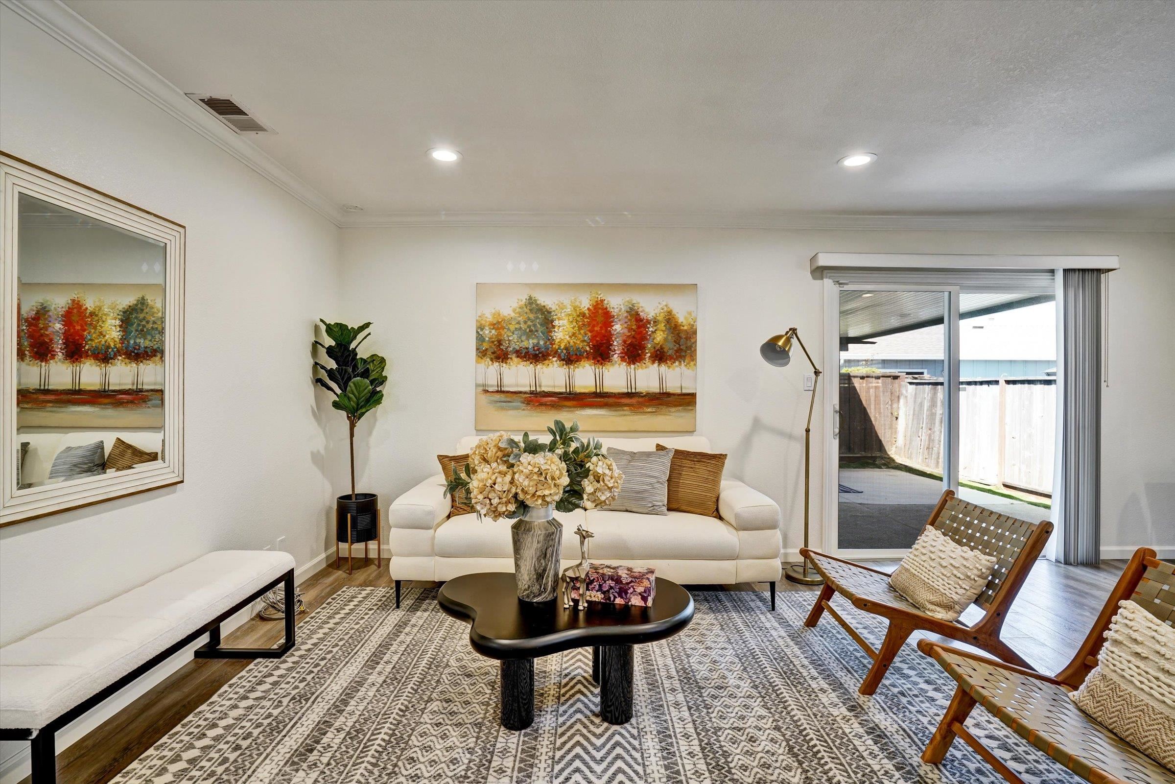 Detail Gallery Image 7 of 41 For 13921 Tahiti Rd, San Leandro,  CA 94577 - 3 Beds | 2 Baths