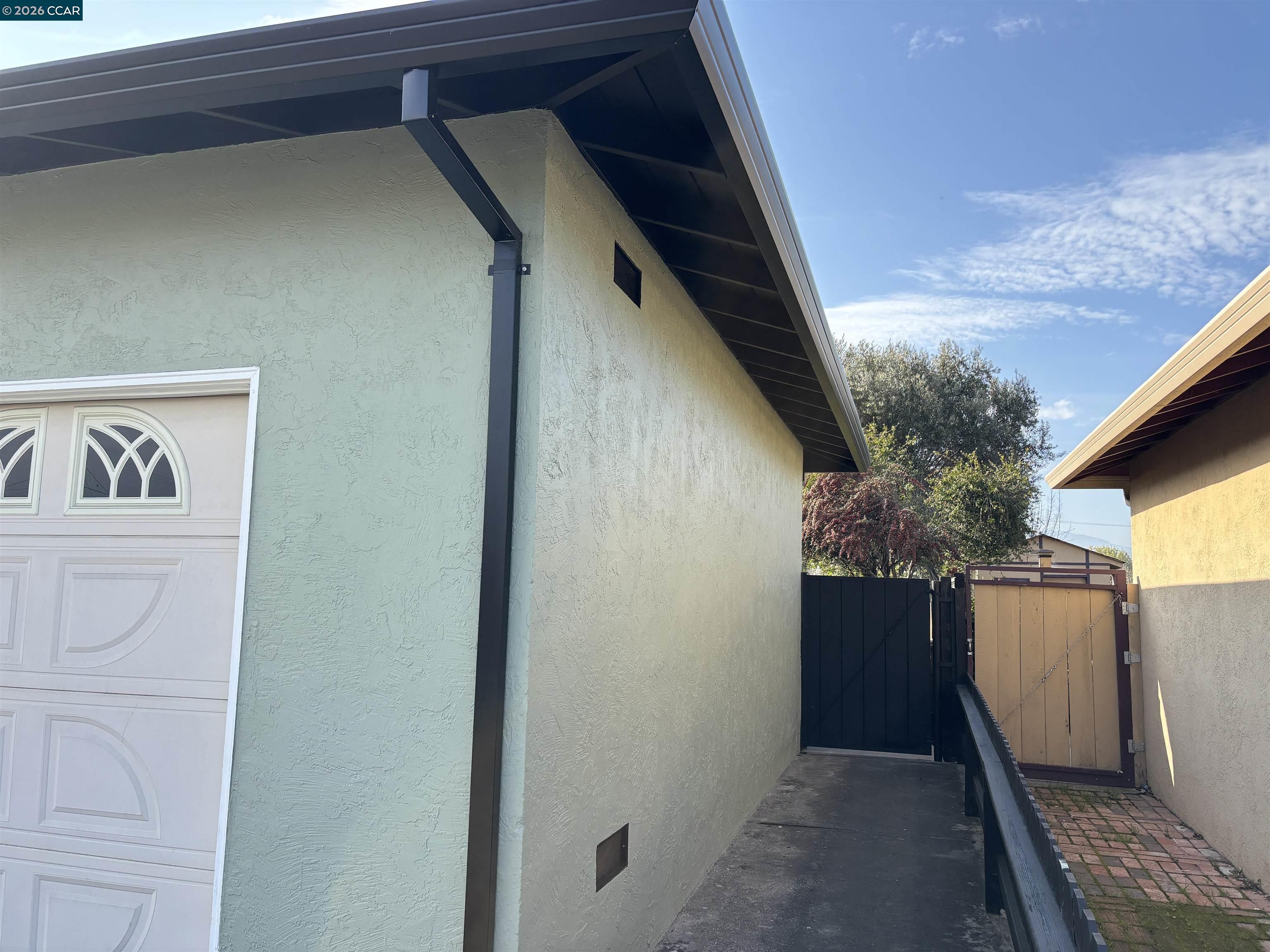 Detail Gallery Image 6 of 22 For 1304 E 13th St, Antioch,  CA 94509 - 3 Beds | 2 Baths