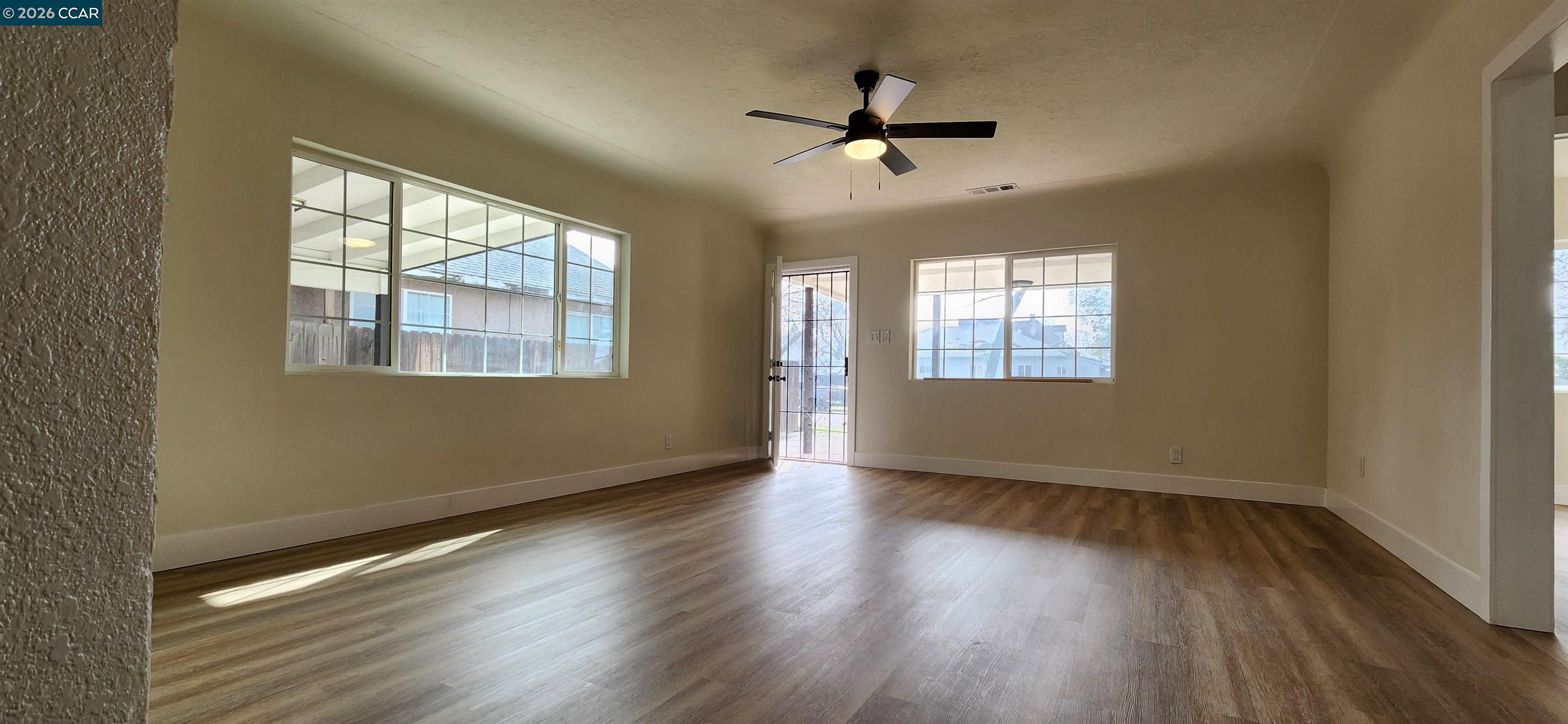 Detail Gallery Image 8 of 40 For 308 Vine St, Modesto,  CA 95351 - 3 Beds | 1 Baths