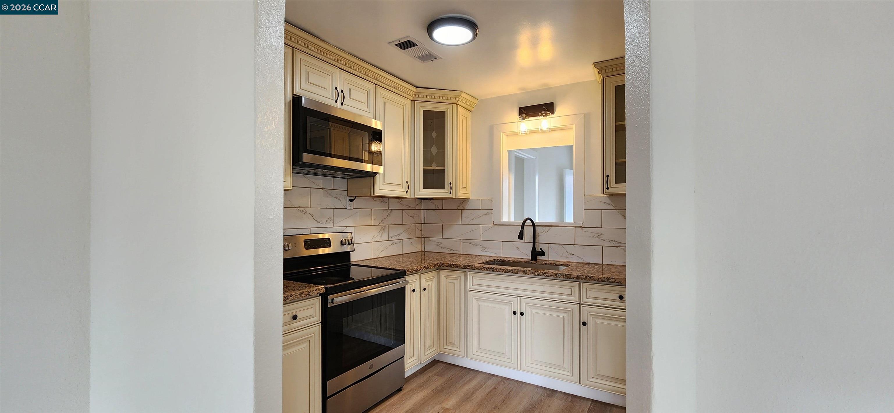 Detail Gallery Image 9 of 40 For 308 Vine St, Modesto,  CA 95351 - 3 Beds | 1 Baths