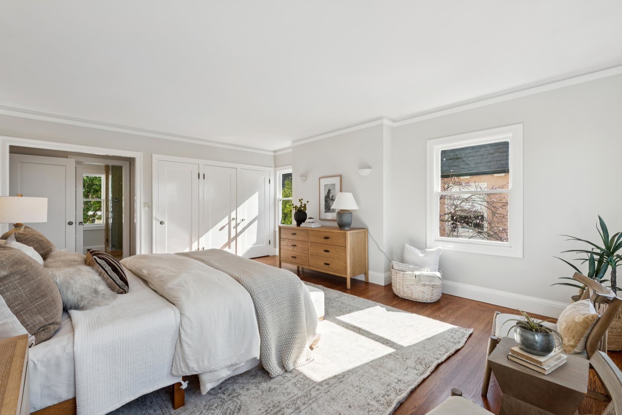 Detail Gallery Image 35 of 57 For 136 Waldo Ave, Piedmont,  CA 94611 - 5 Beds | 2/1 Baths