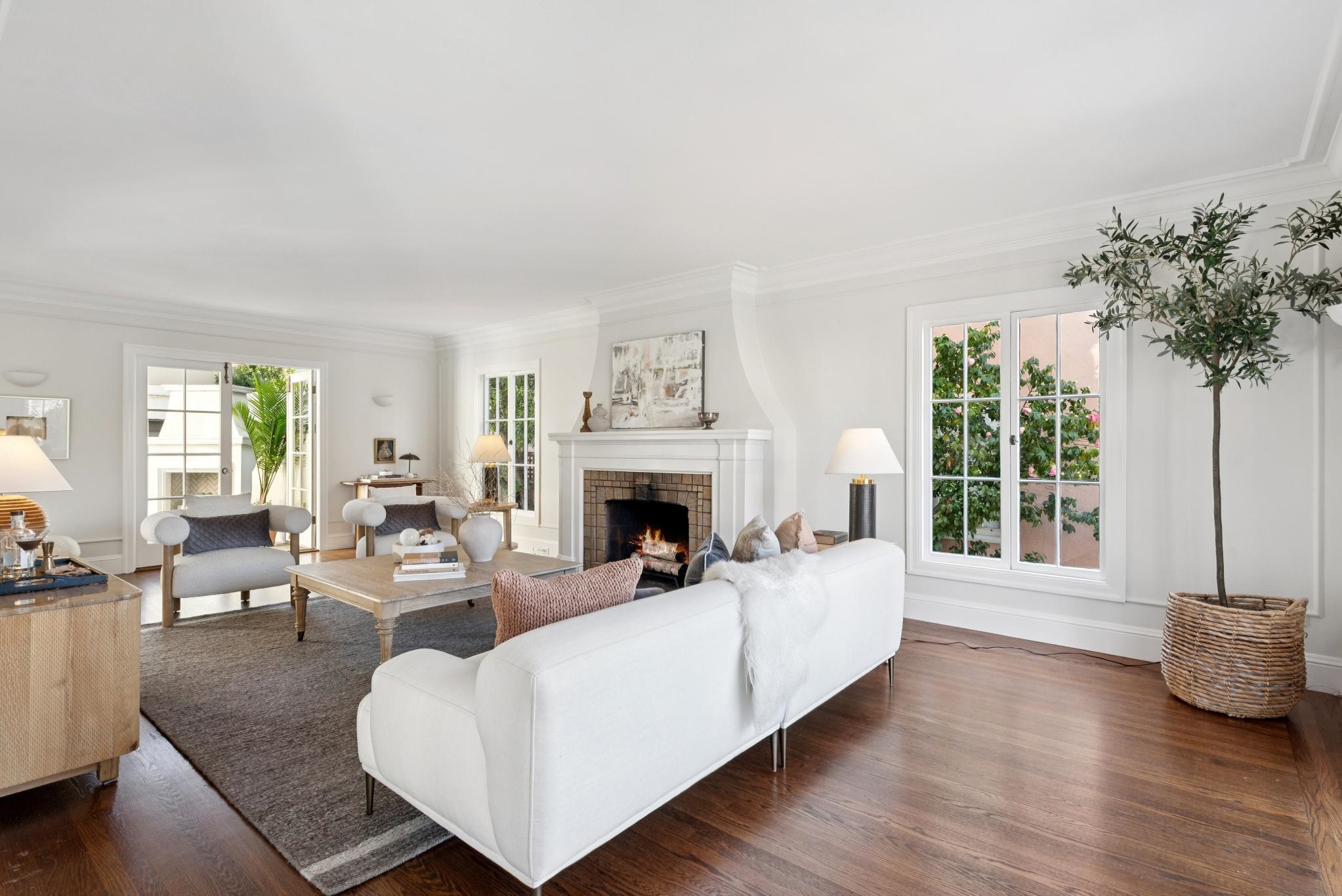 Detail Gallery Image 8 of 57 For 136 Waldo Ave, Piedmont,  CA 94611 - 5 Beds | 2/1 Baths