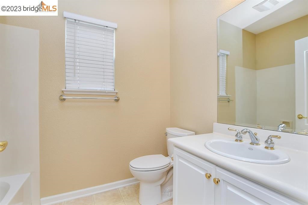 Detail Gallery Image 8 of 19 For 935 Centennial Dr, Brentwood,  CA 94513 - 2 Beds | 2 Baths