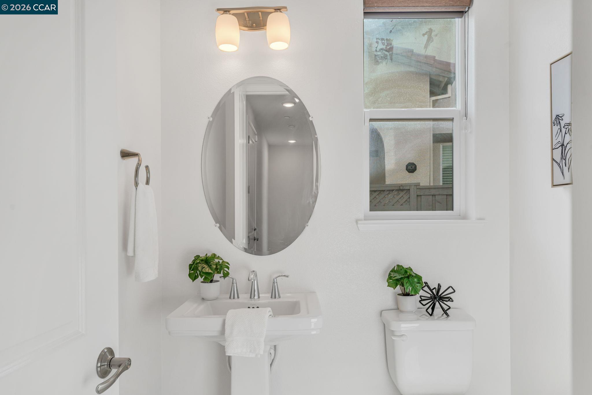 Detail Gallery Image 22 of 52 For 1553 S Perkins Place, Mountain House,  CA 95391-8222 - 4 Beds | 3/1 Baths