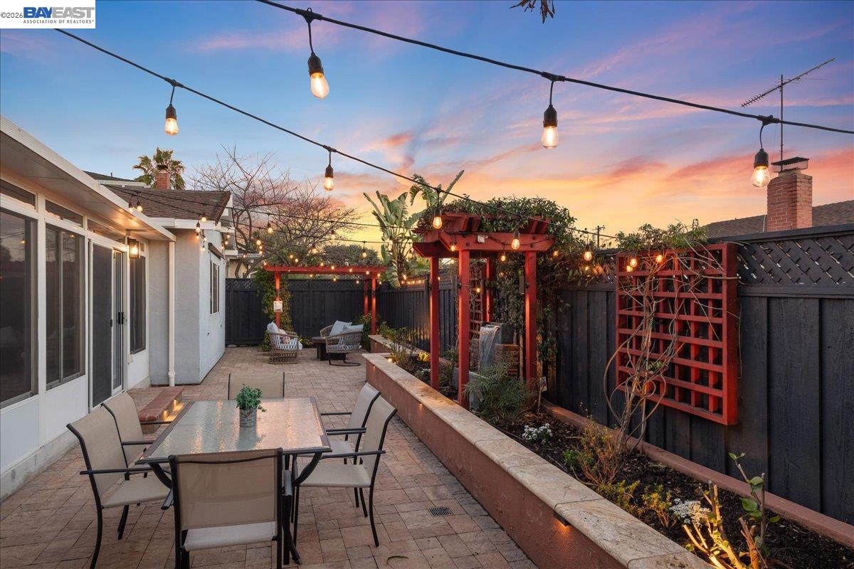 Detail Gallery Image 28 of 41 For 40207 Condon St, Fremont,  CA 94538 - 3 Beds | 2 Baths