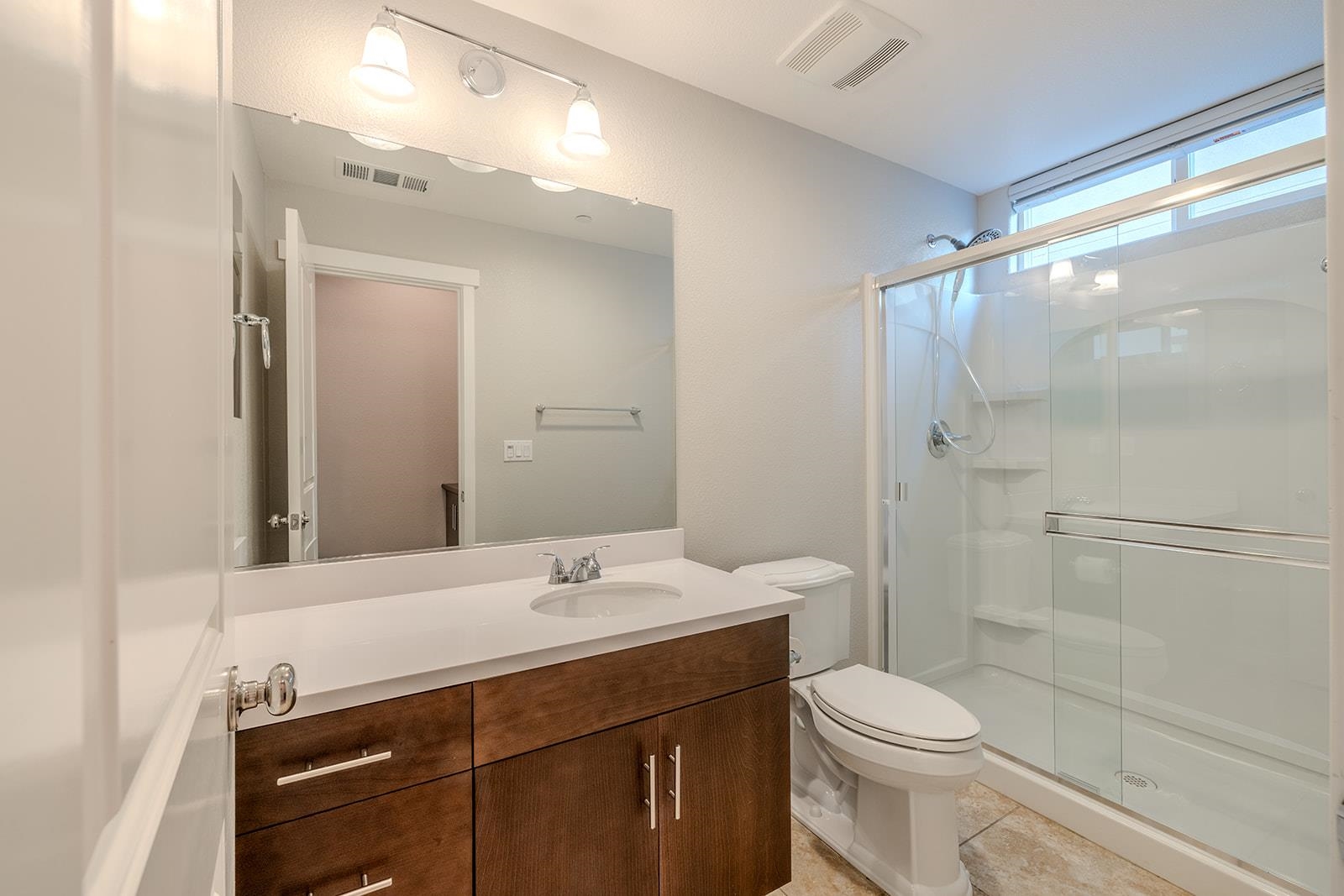 Detail Gallery Image 11 of 43 For 624 Brinwood Way, Oakley,  CA 94561-3087 - 4 Beds | 3 Baths