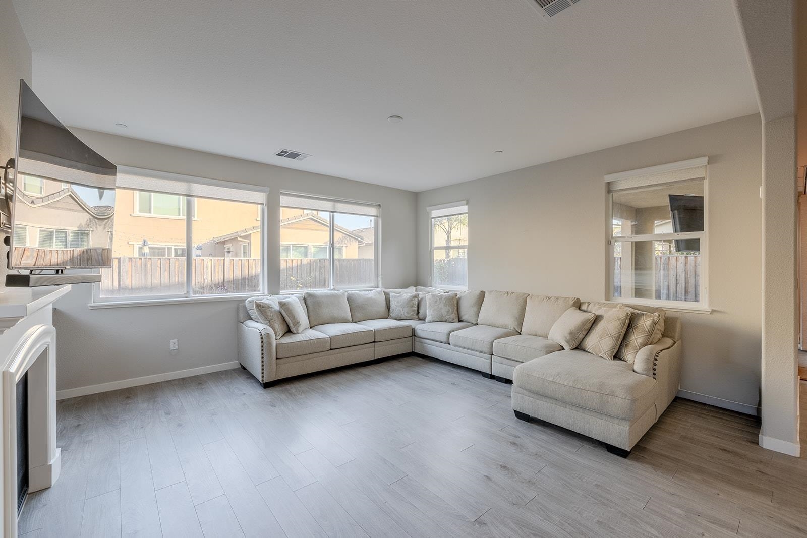 Detail Gallery Image 18 of 43 For 624 Brinwood Way, Oakley,  CA 94561-3087 - 4 Beds | 3 Baths