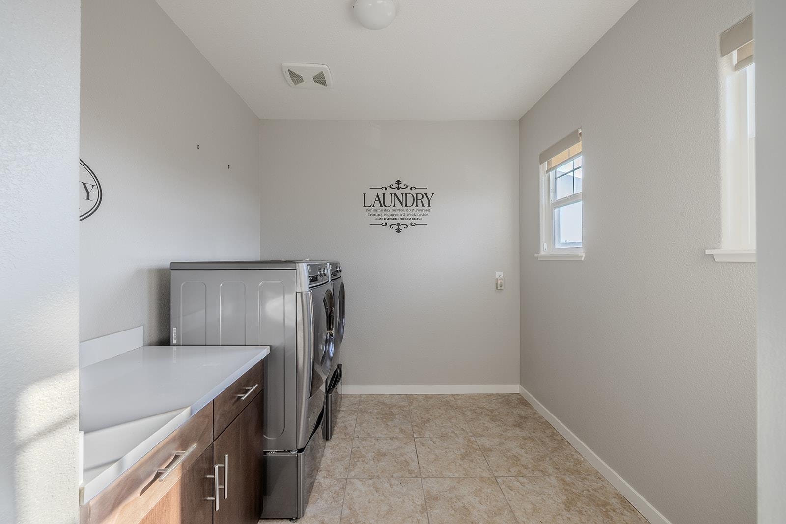 Detail Gallery Image 22 of 43 For 624 Brinwood Way, Oakley,  CA 94561-3087 - 4 Beds | 3 Baths