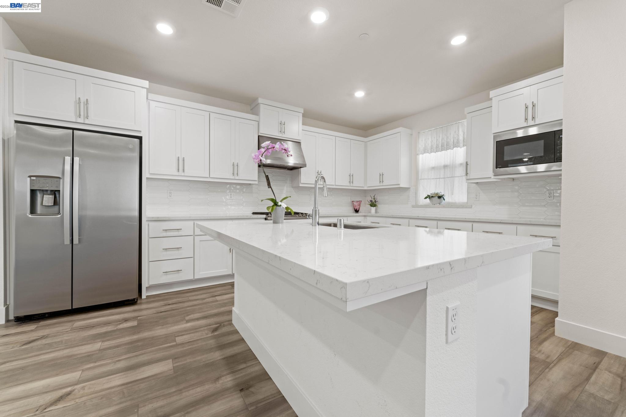 Detail Gallery Image 12 of 59 For 37221 Salt Pond Pl, Newark,  CA 94560 - 4 Beds | 4 Baths