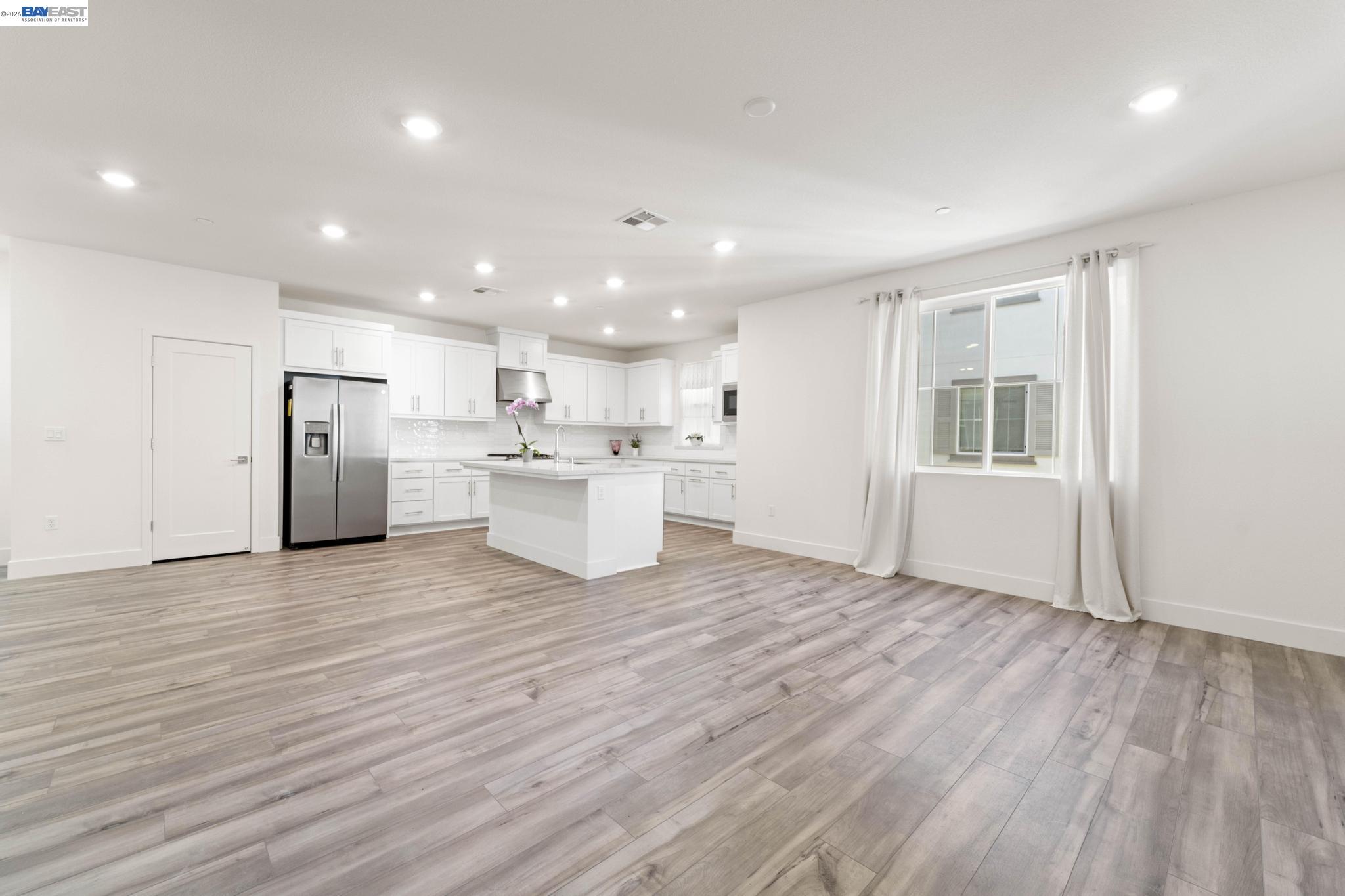 Detail Gallery Image 17 of 59 For 37221 Salt Pond Pl, Newark,  CA 94560 - 4 Beds | 4 Baths