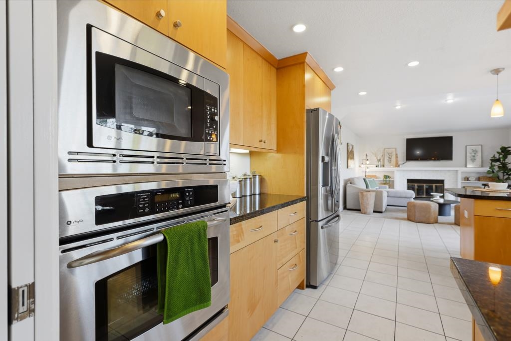 Detail Gallery Image 20 of 60 For 11868 Bloomington Way, Dublin,  CA 94568 - 5 Beds | 2/1 Baths