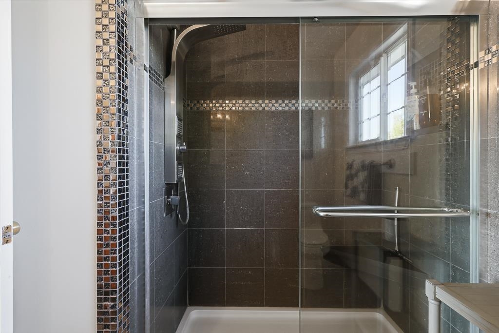 Detail Gallery Image 38 of 60 For 11868 Bloomington Way, Dublin,  CA 94568 - 5 Beds | 2/1 Baths