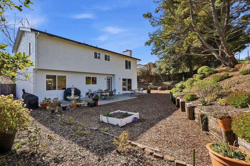 Detail Gallery Image 53 of 60 For 11868 Bloomington Way, Dublin,  CA 94568 - 5 Beds | 2/1 Baths