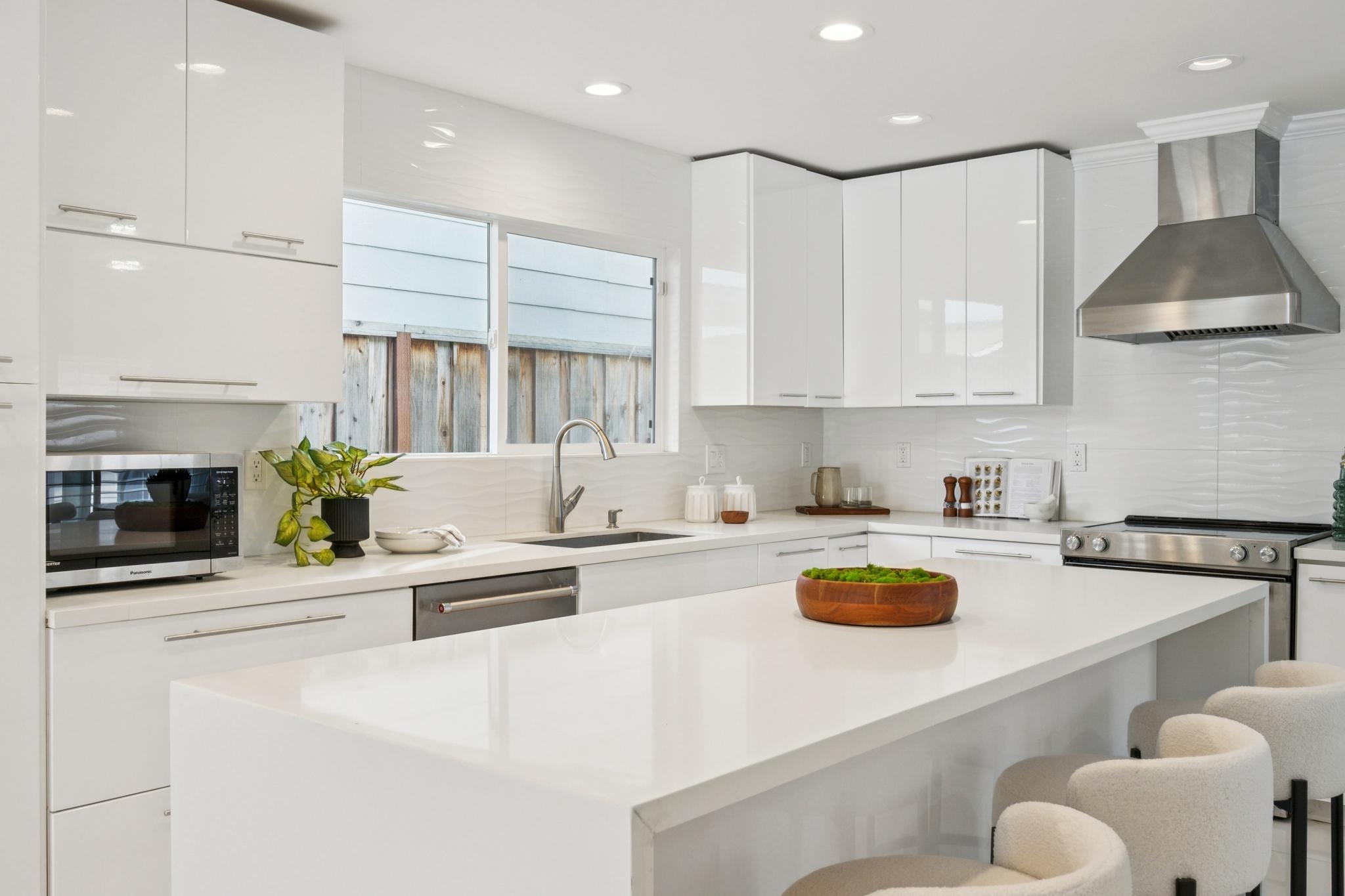 Detail Gallery Image 22 of 59 For 7333 Tulipwood Cir, Pleasanton,  CA 94588 - 3 Beds | 2 Baths