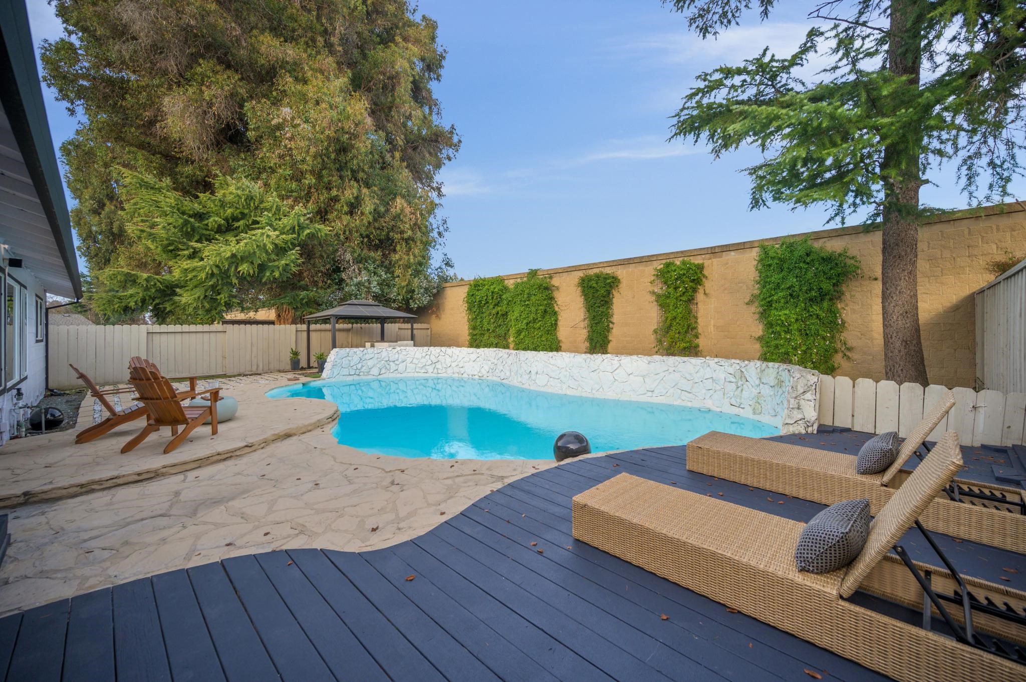 Detail Gallery Image 55 of 59 For 7333 Tulipwood Cir, Pleasanton,  CA 94588 - 3 Beds | 2 Baths