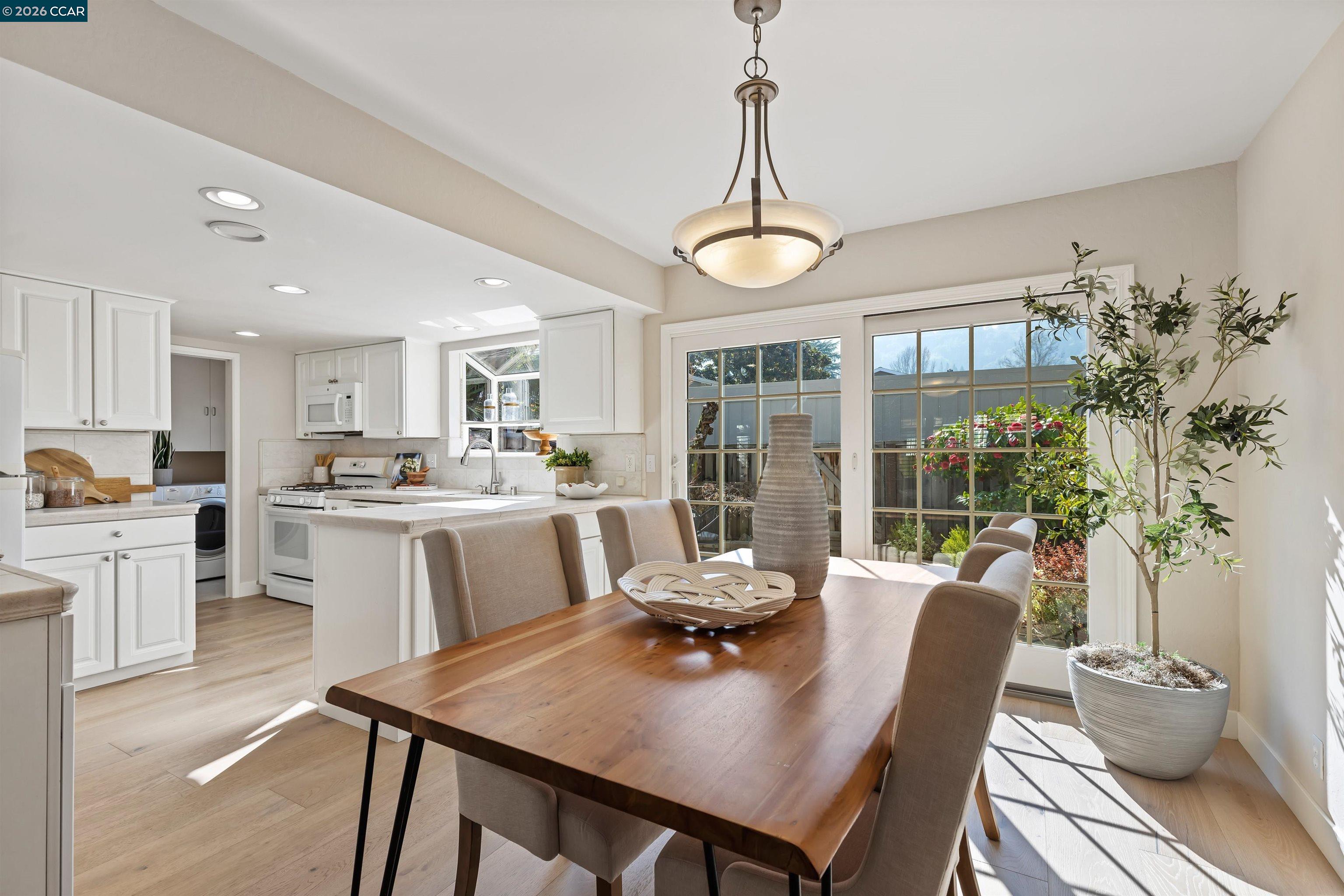 Photo #4: 41123256 Listing: Photo #4