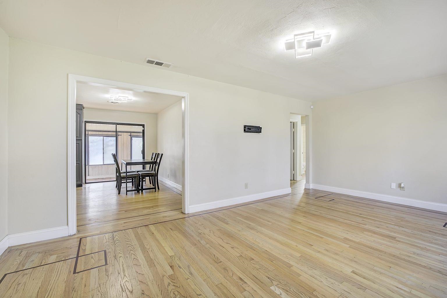 Detail Gallery Image 2 of 47 For 707 Newbury Ave, Antioch,  CA 94509 - 3 Beds | 1 Baths