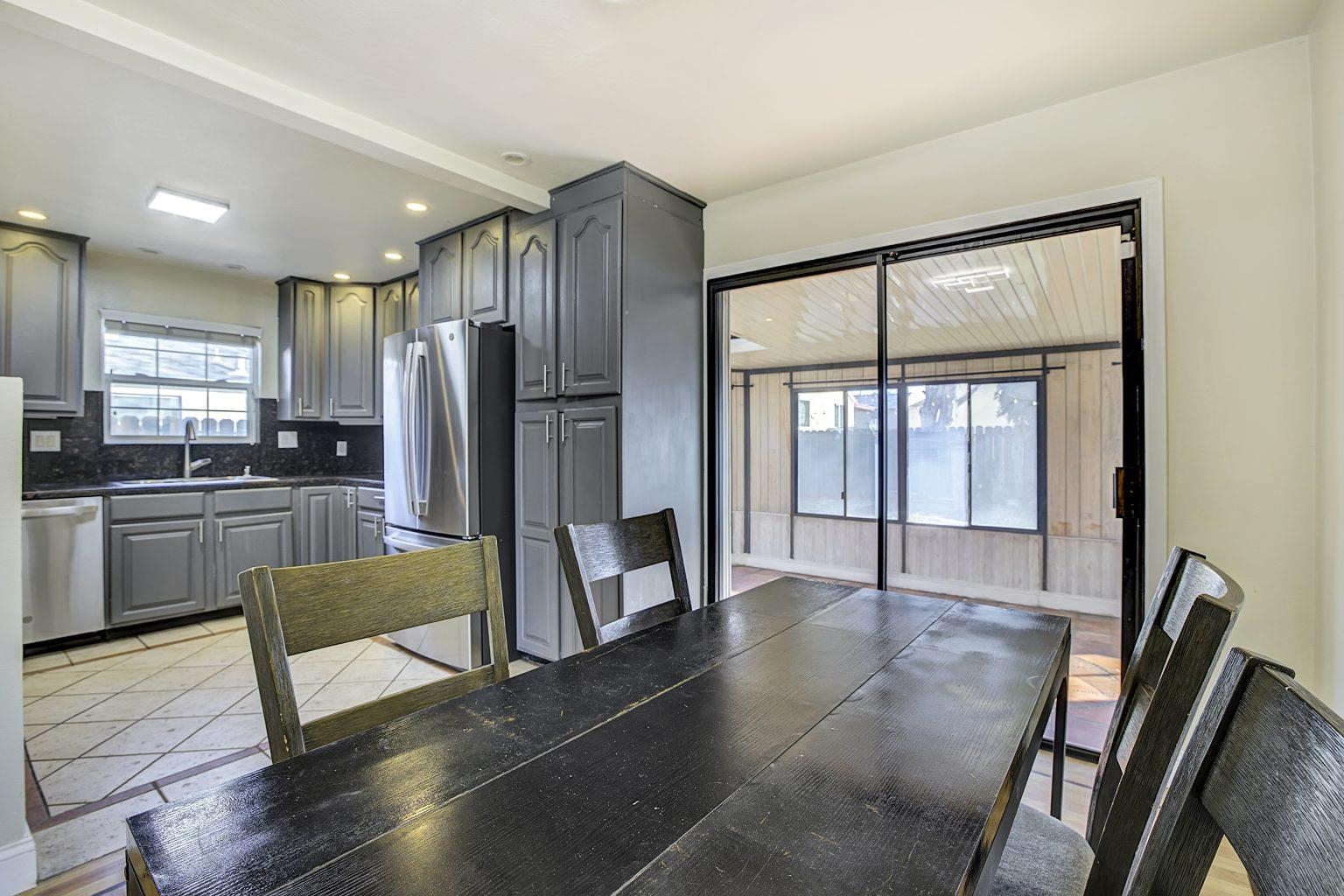 Detail Gallery Image 8 of 47 For 707 Newbury Ave, Antioch,  CA 94509 - 3 Beds | 1 Baths