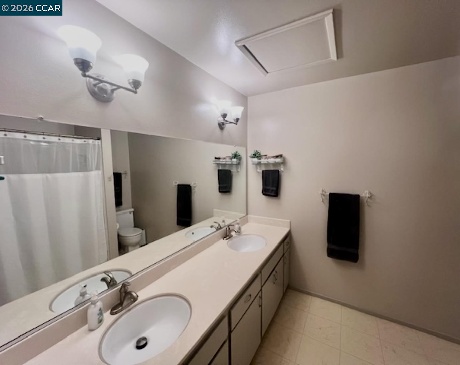 Photo #7: 41123263 Listing: Photo #7