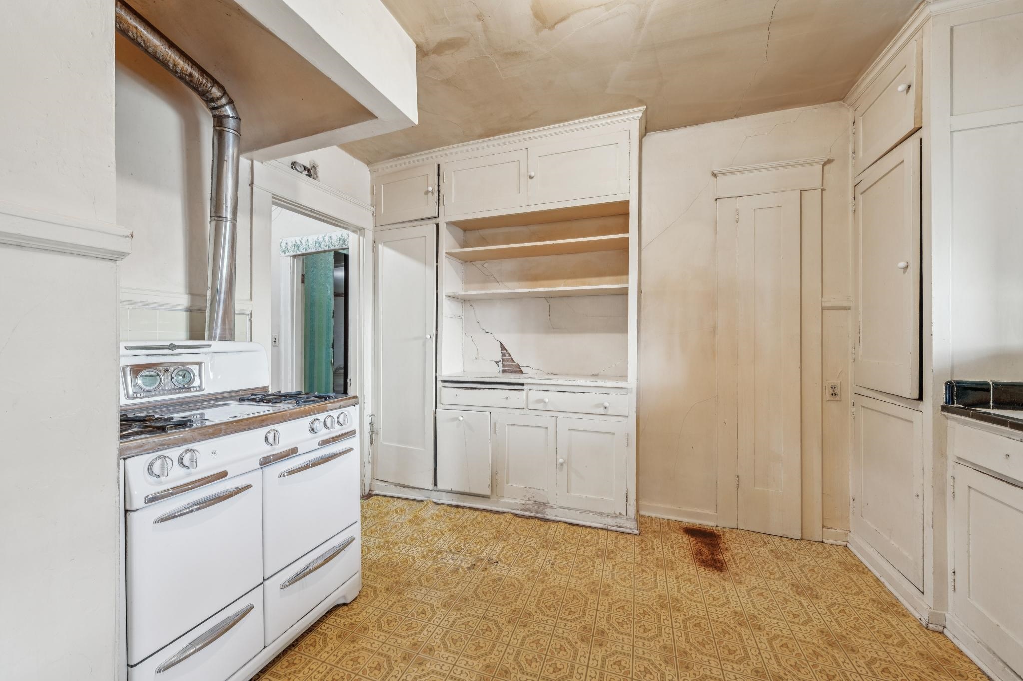 Detail Gallery Image 40 of 60 For 2600 Hilgard Ave, Berkeley,  CA 94709 - – Beds | – Baths