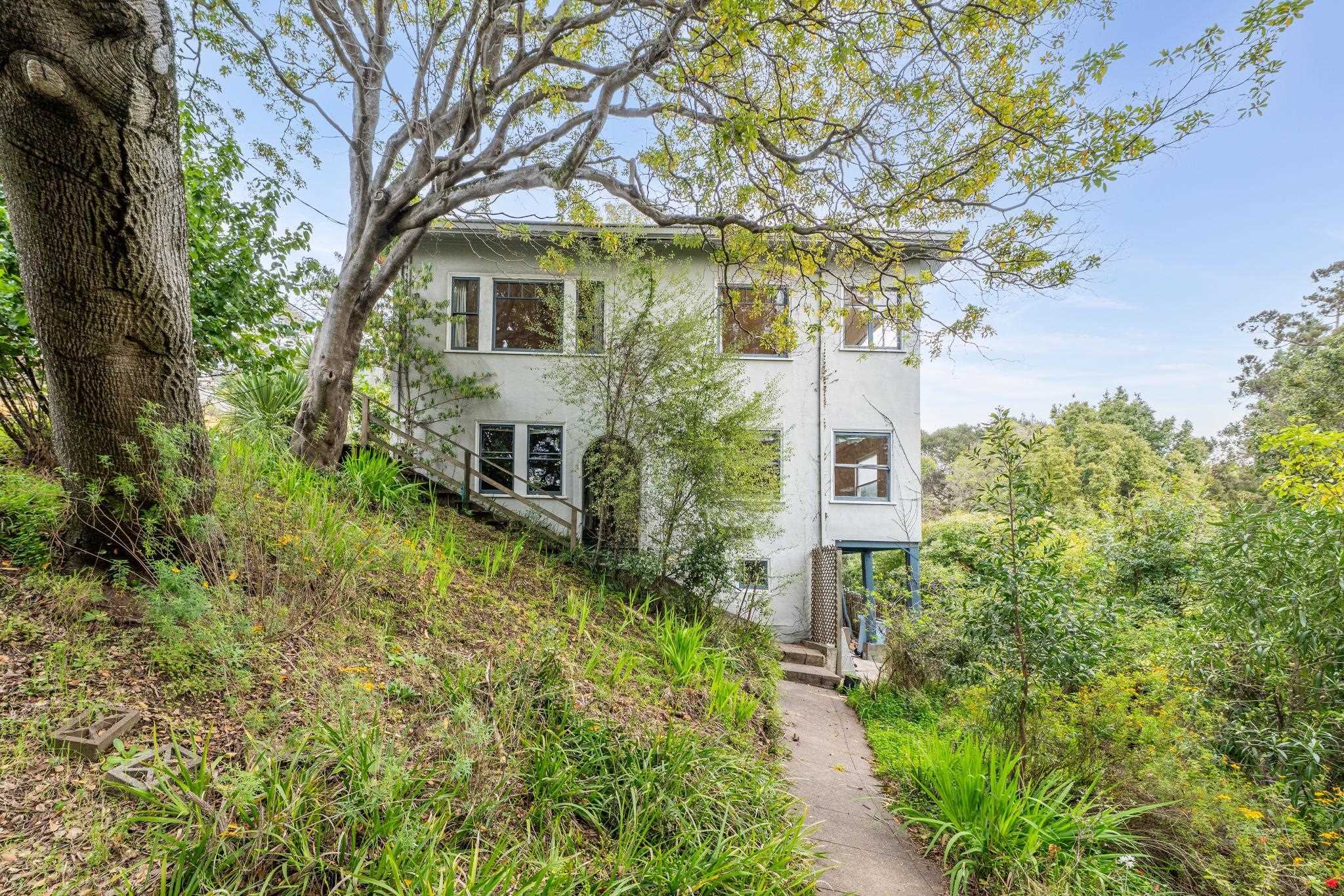 Detail Gallery Image 52 of 60 For 2600 Hilgard Ave, Berkeley,  CA 94709 - – Beds | – Baths