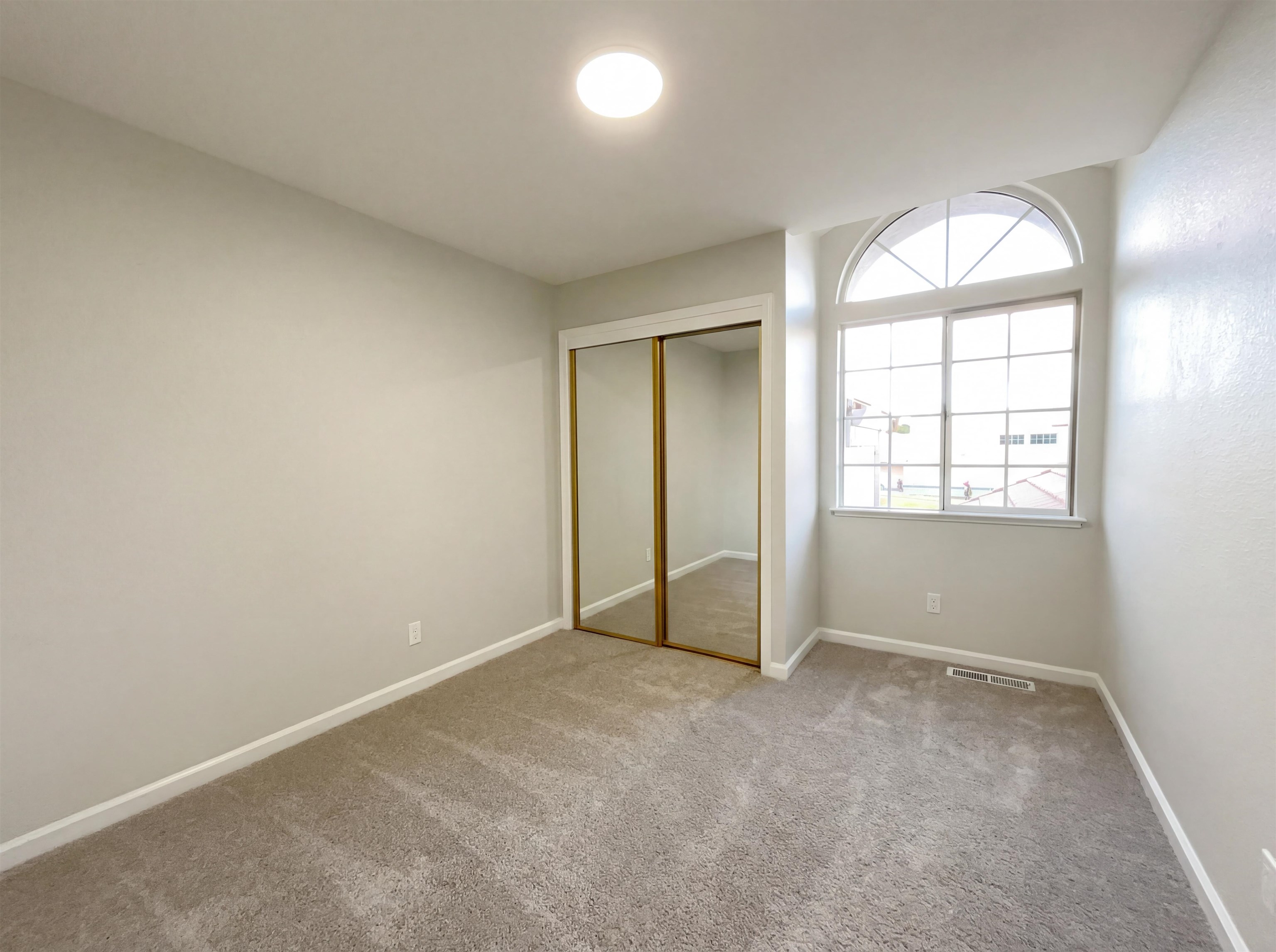 Detail Gallery Image 4 of 29 For 1474 Rutherford Ln, Oakley,  CA 94561 - 4 Beds | 2/1 Baths