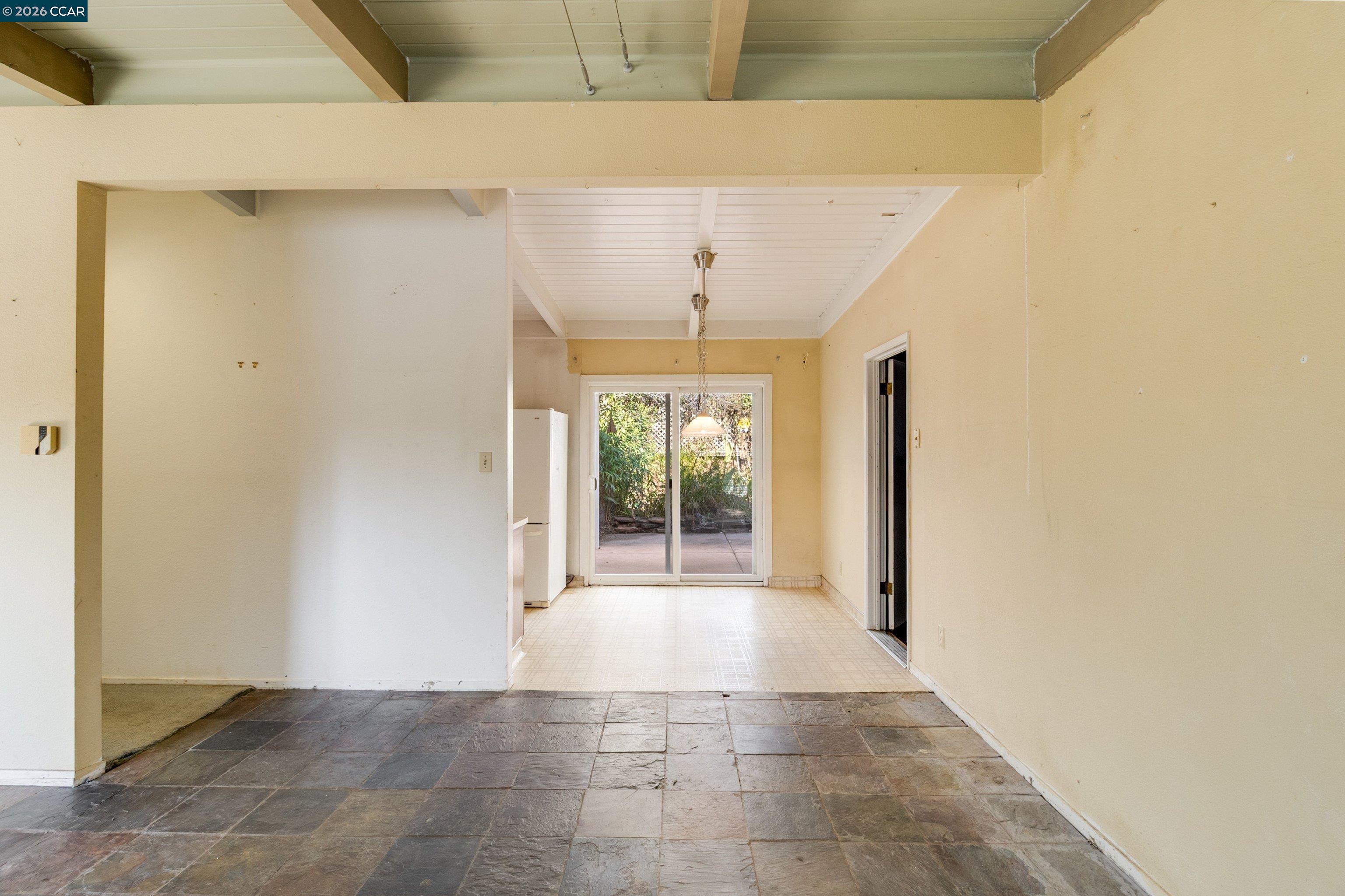 Detail Gallery Image 12 of 59 For 208 Los Gatos Ave, Vallejo,  CA 94589 - 3 Beds | 2 Baths