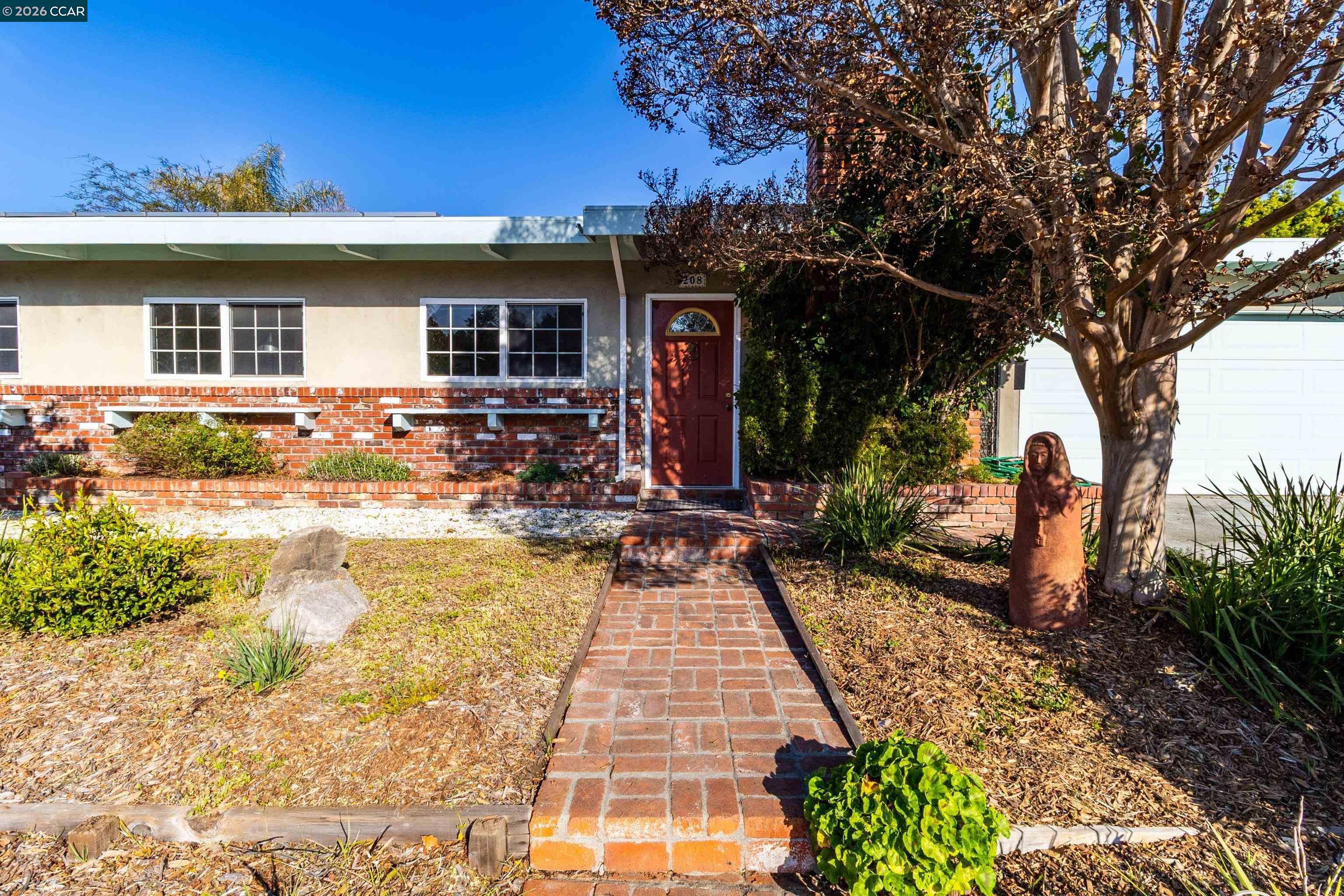 Detail Gallery Image 6 of 59 For 208 Los Gatos Ave, Vallejo,  CA 94589 - 3 Beds | 2 Baths