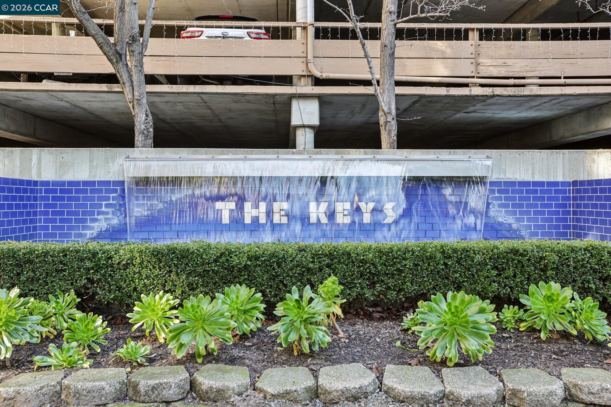 Photo #1: 41123271 Listing: Photo #1