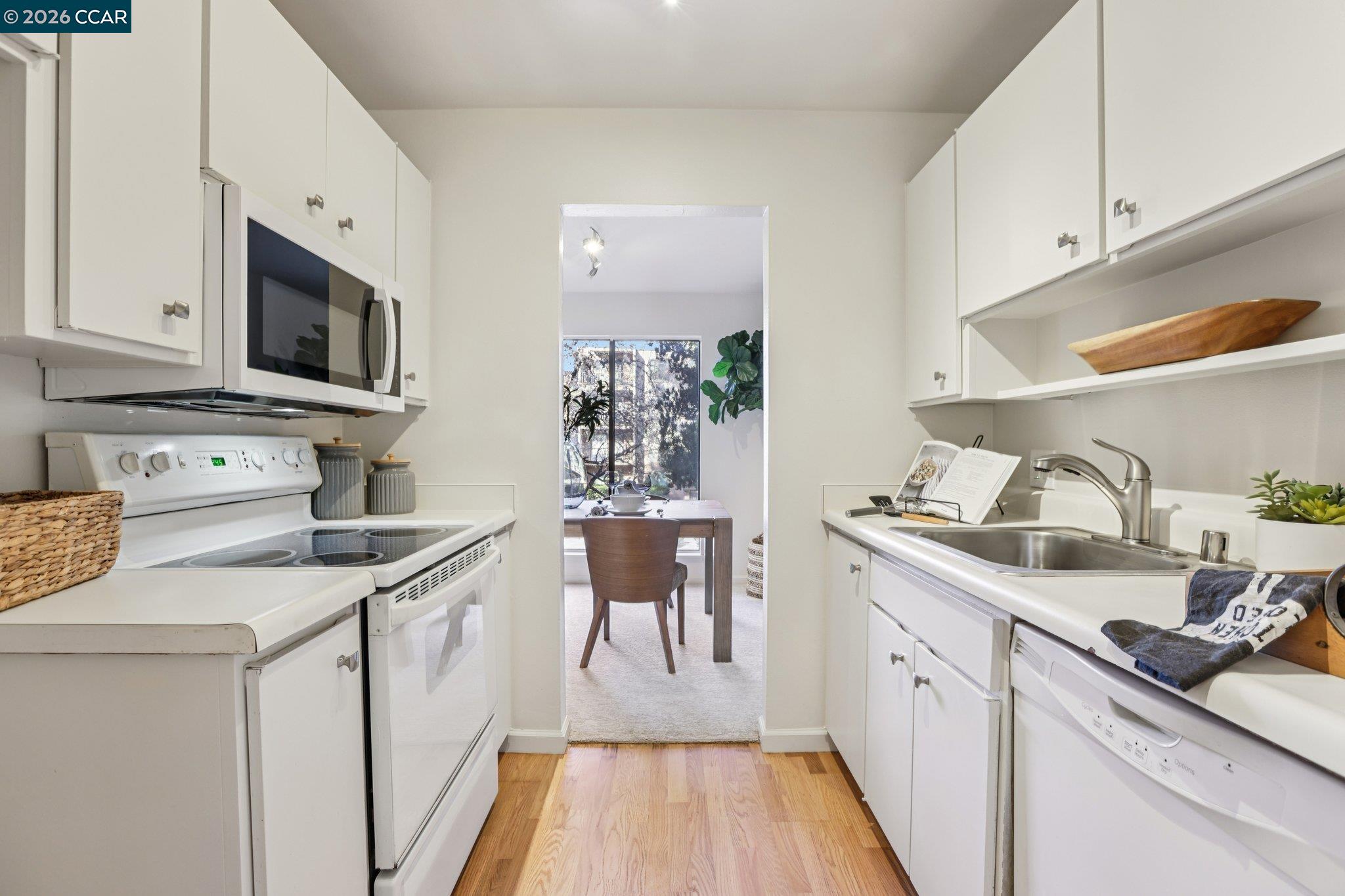 Photo #14: 41123271 Listing: Photo #14